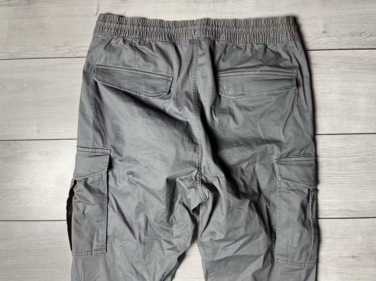 H&M H&M cargo pants streetwear multipocket size XLarge Size US 36 / EU 52 - 4 Thumbnail