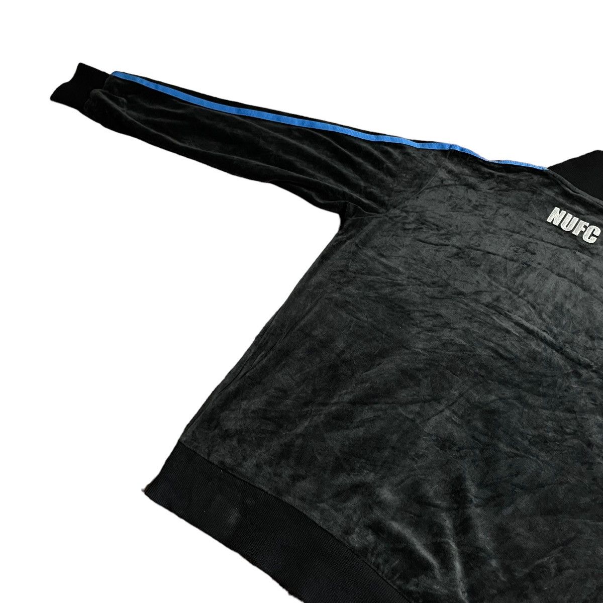 ⚽️👕 Y2K ADIDAS NEWCASTLE UNITED VELVET 3 STRIPES TRACKTOP