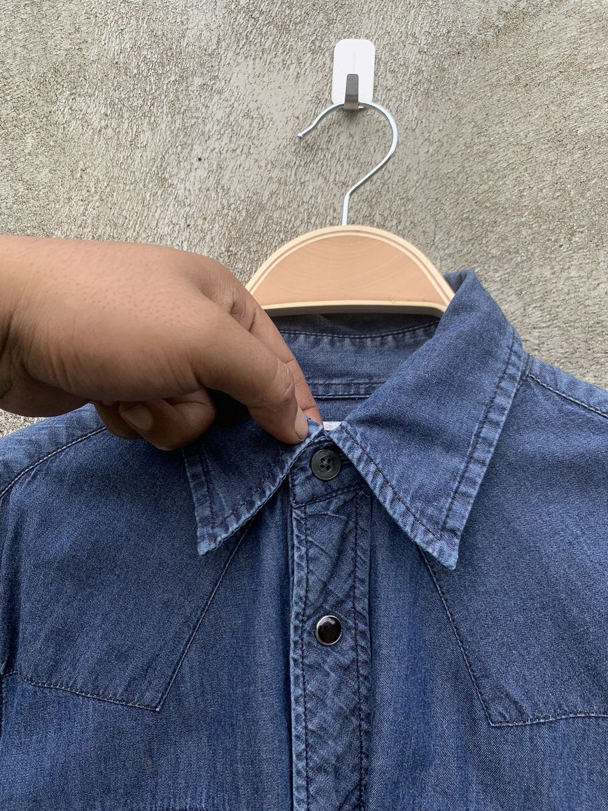 Engineered Garments × Nepenthes Engineered garments double pocket western denim shirt Size US S / EU 44-46 / 1 - 3 Thumbnail