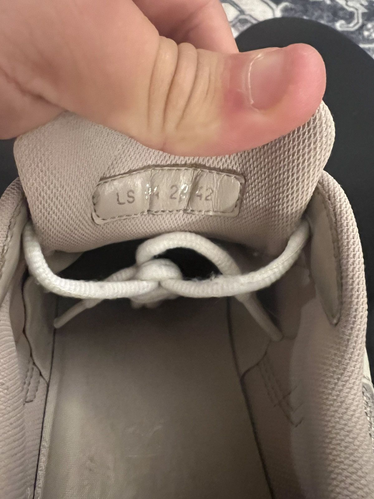Dior Dior B30s Beige Size 42 (9) Size US 9 / EU 42 - 8 Thumbnail