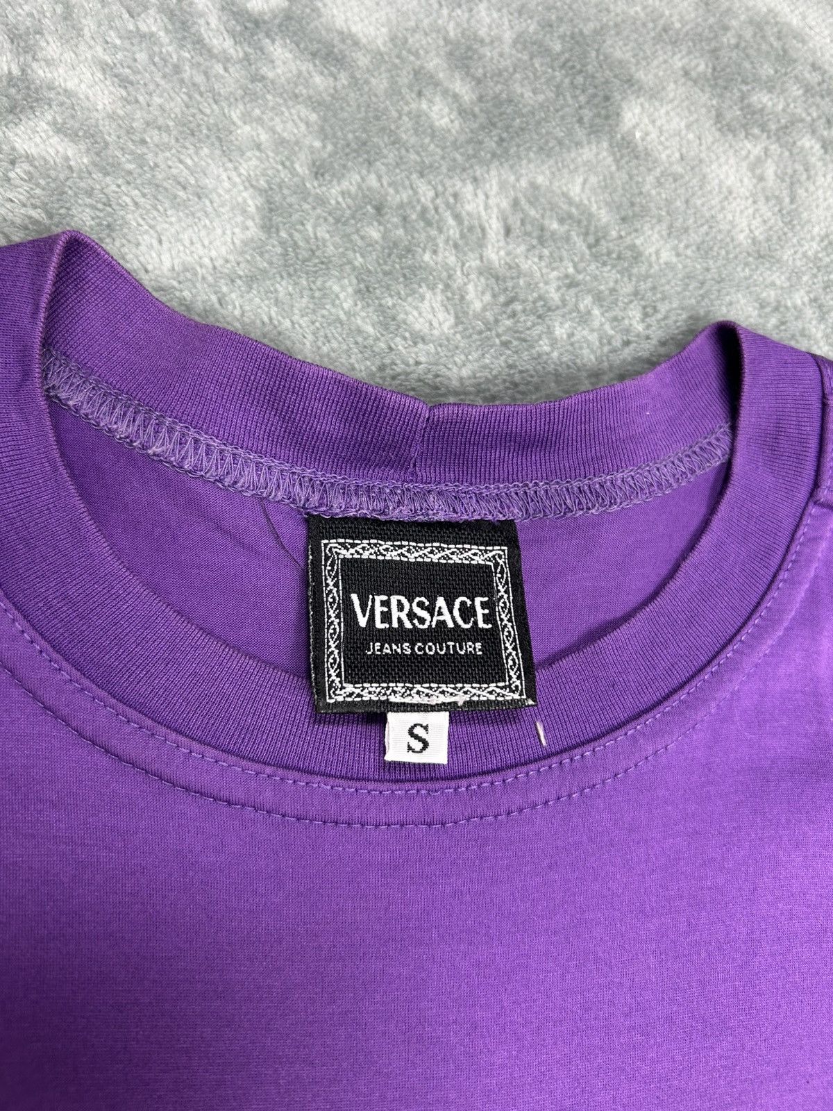 Versace Jeans Couture Vintage Versace Jeans Couture T-Shirt Size US S / EU 44-46 / 1 - 3 Thumbnail