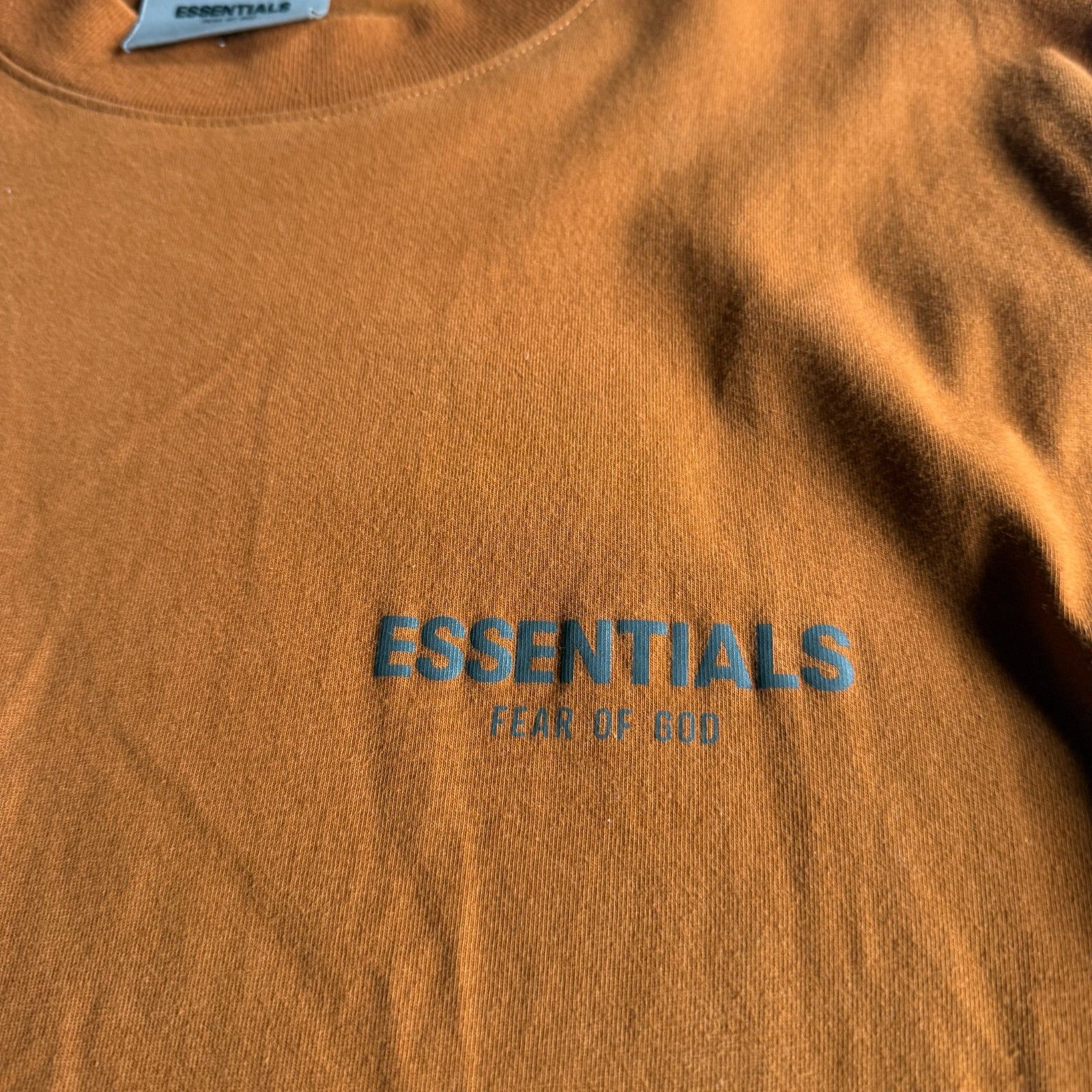 Fear of God × Mr P. Fear of God Essentials x Mr Porter Exclusive LS Shirt Size US M / EU 48-50 / 2 - 2 Thumbnail