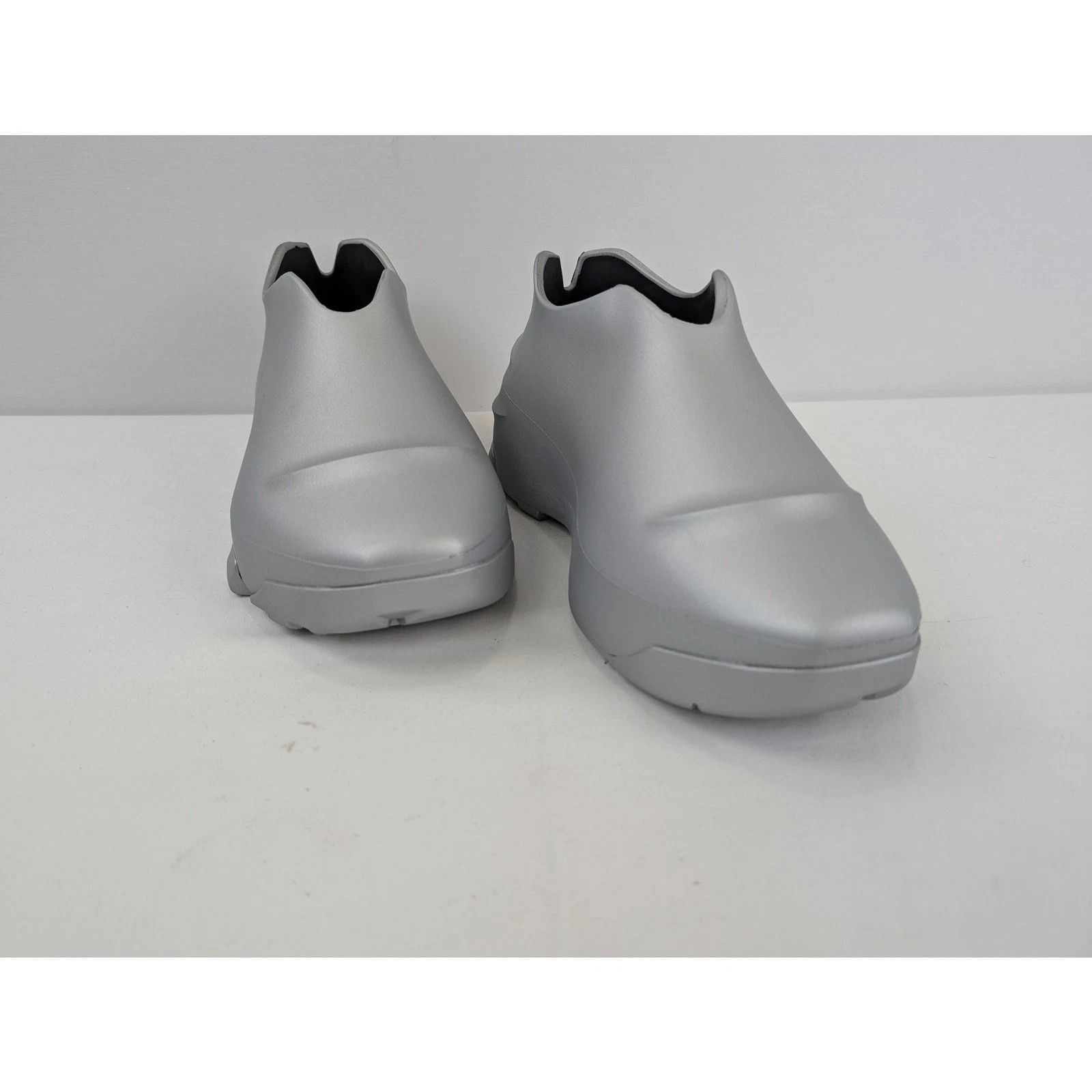Givenchy o1rshd1 Show Low Shoe Boots in Silvery Size US 9 / EU 42 - 4 Thumbnail