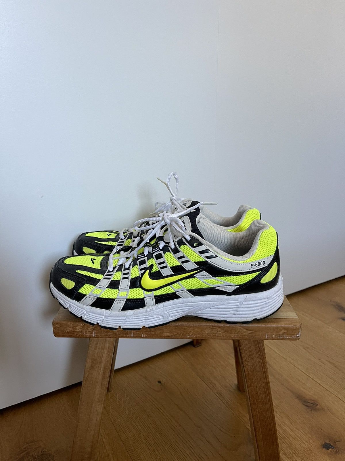 Nike Nike P-6000 Bowerman Series size 10.5 Size US 10.5 / EU 43-44 - 1 Thumbnail