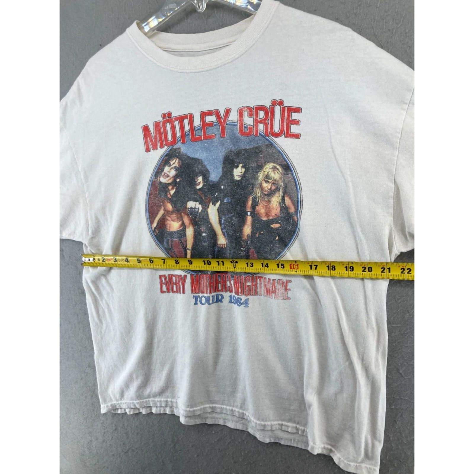 MOTHER Motley Crue T-Shirt Beige Rock Band XL Adult Classic Tee Men's Shirt 84 Tour Graphic Print Size US XL / EU 56 / 4 - 2 Thumbnail