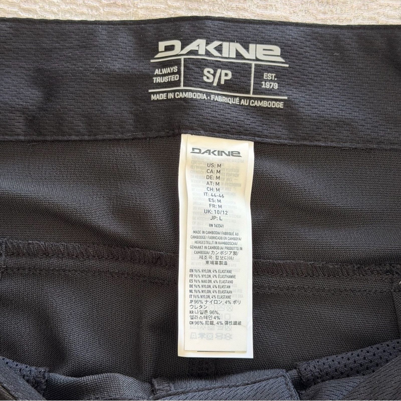 Dakine NWT! Dakine Women Black Thrillium Pants, Size S Size 25" / US 0 / IT 36 - 10 Thumbnail