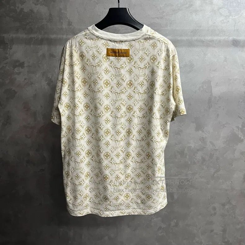 Louis Vuitton Louis Vuitton Beige monogram Logo full print crew neck sho Size US XXL / EU 58 / 5 - 5 Thumbnail