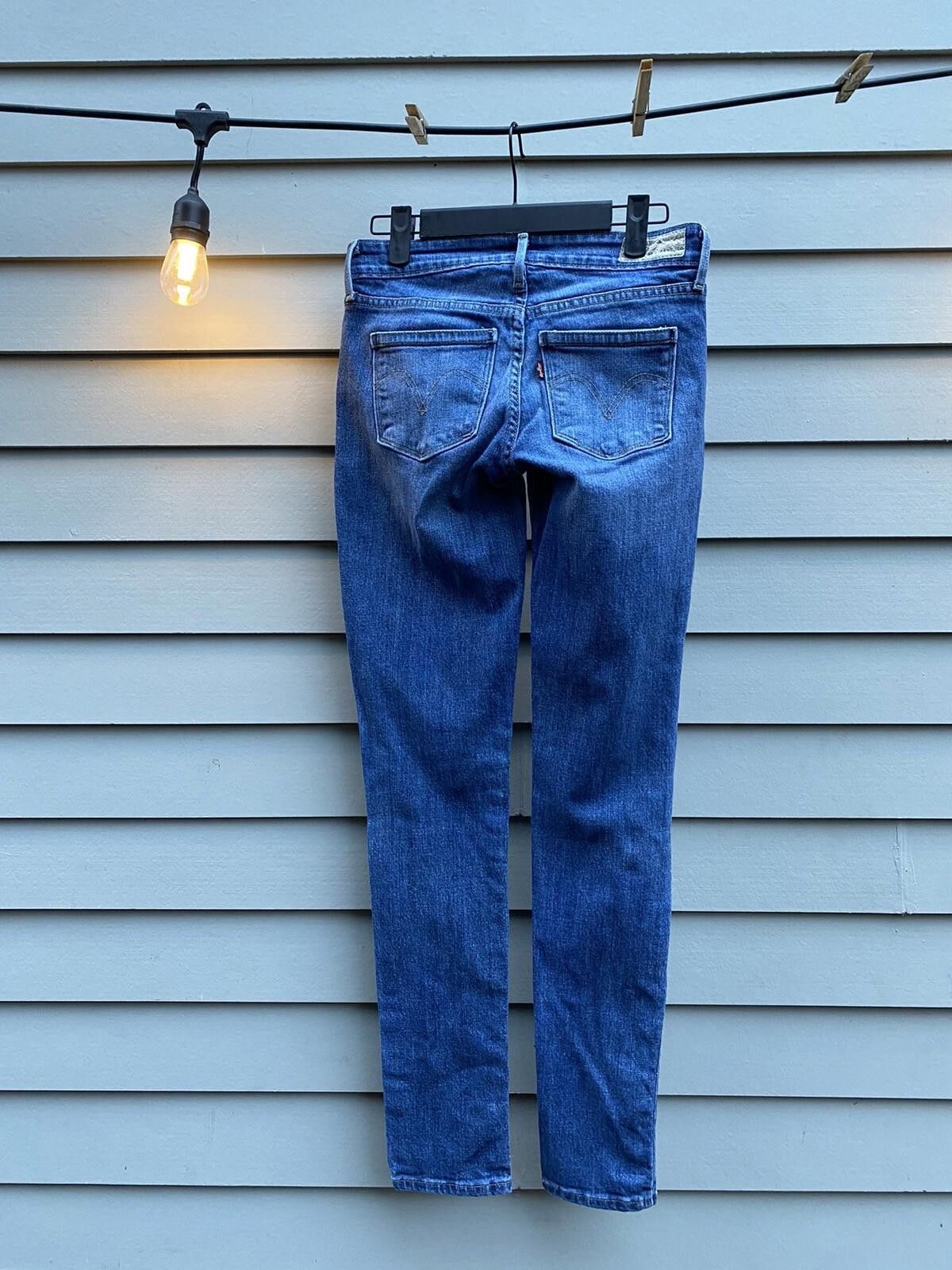 Levi's Levi’s Women 00/24 Demi Curve Skinny Jeans Size 24" / US 00 / IT 34 - 3 Thumbnail