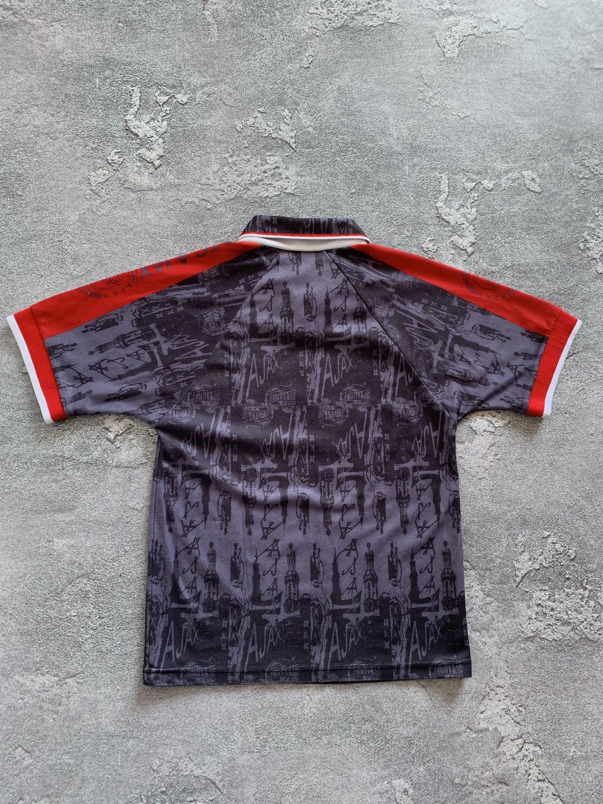 Umbro VTG 90’s Umbro Ajax 1996/97 Away Soccer Jersey Boys 164 sz Size US XS / EU 42 / 0 - 7 Thumbnail