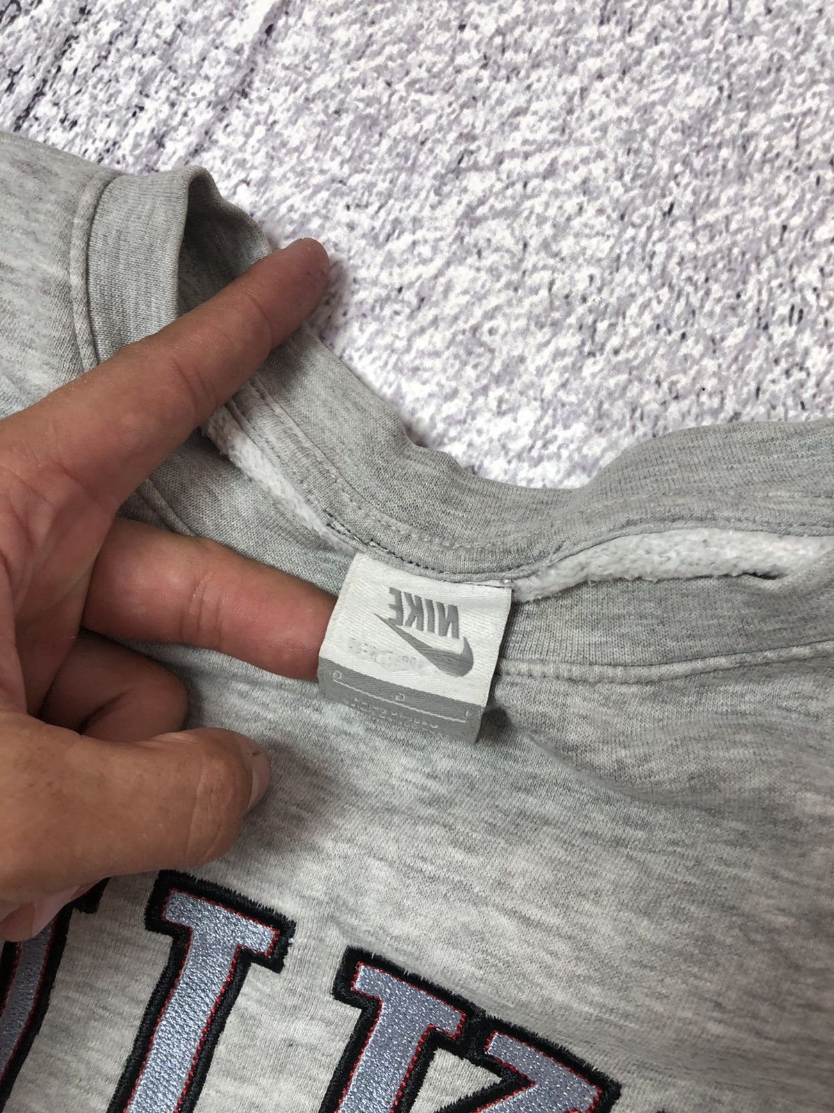 Nike × Vintage Men’s sweater Nike big logo vintage Size US M / EU 48-50 / 2 - 4 Thumbnail