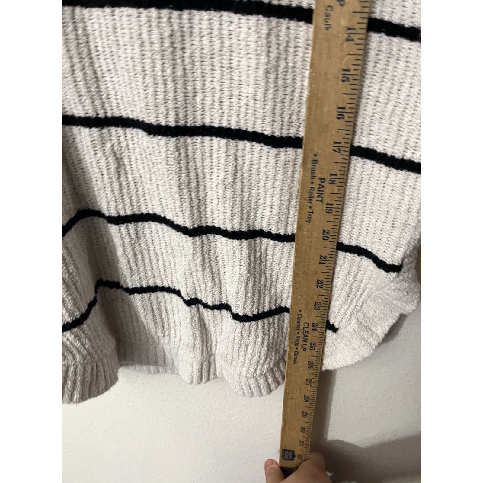 Express Express Womens Medium White Striped3/4 Sleeve Sweater Top Solid Dolman Knit Pullover Round Neck Casual Modern Cozy Size M / US 6-8 / IT 42-44 - 5 Thumbnail