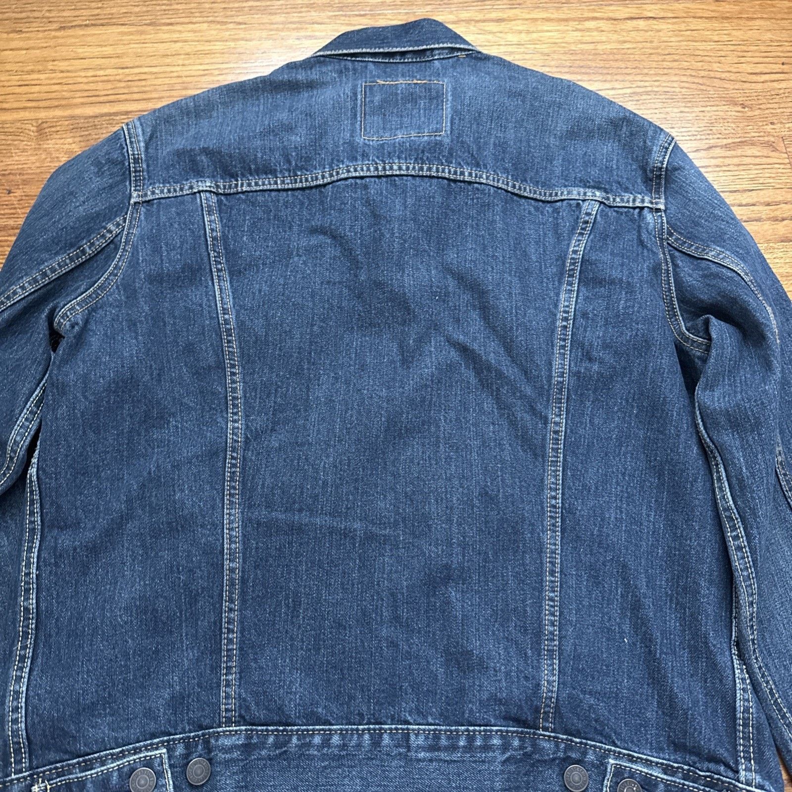 Levi's Custom Levi’s Denim Trucker Jacket With Patches Size L C5 Size US L / EU 52-54 / 3 - 9 Thumbnail
