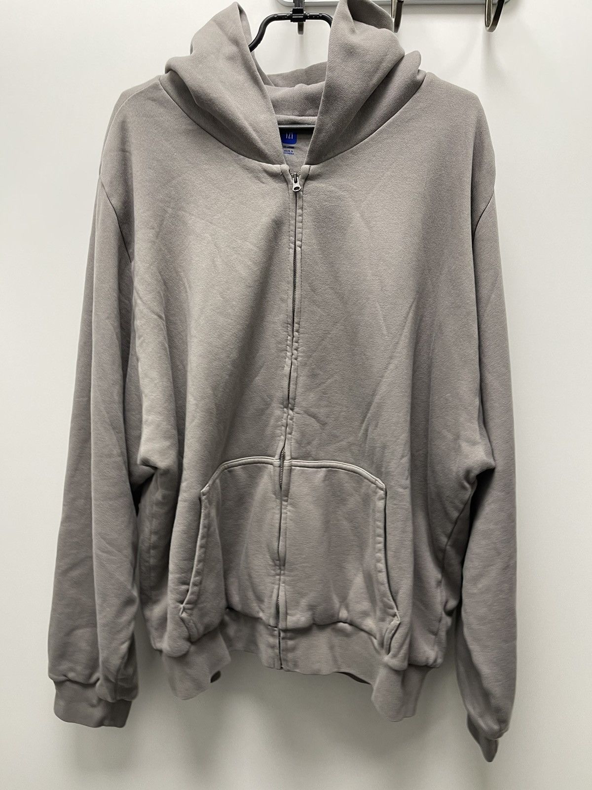 image of Yeezy Gap Zip Up Hoodie in Grey, Men's (Size 2XL)