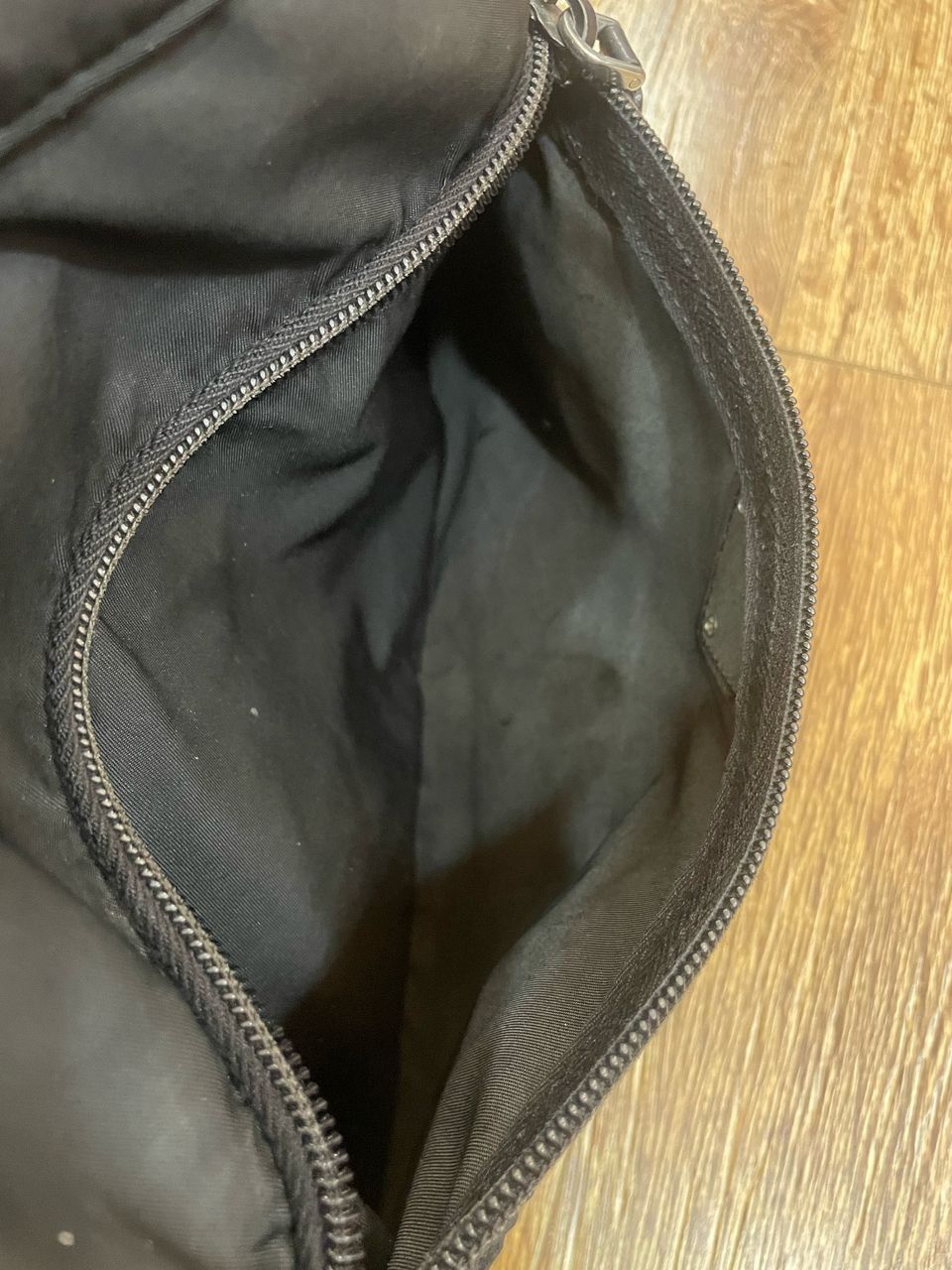 Prada Authentic Prada Tessuto Nyalon Crossbody Bag Size ONE SIZE - 16 Thumbnail