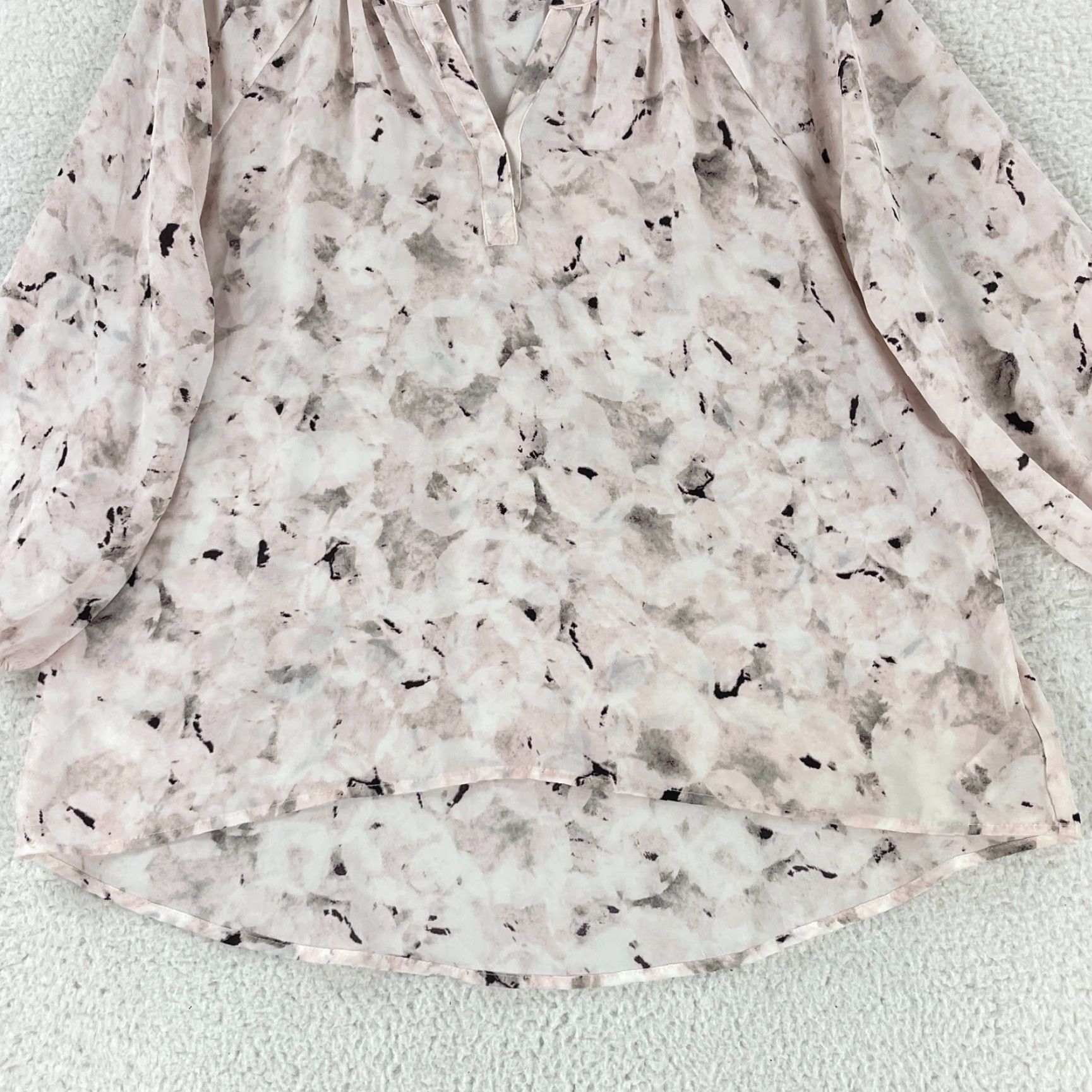 Cynthia Rowley Cynthia Rowley Shirt Womens Pink V-Neck 3/4 Sleeve Flowy Pullover Large Housekeeping: None Size S / US 4 / IT 40 - 5 Thumbnail