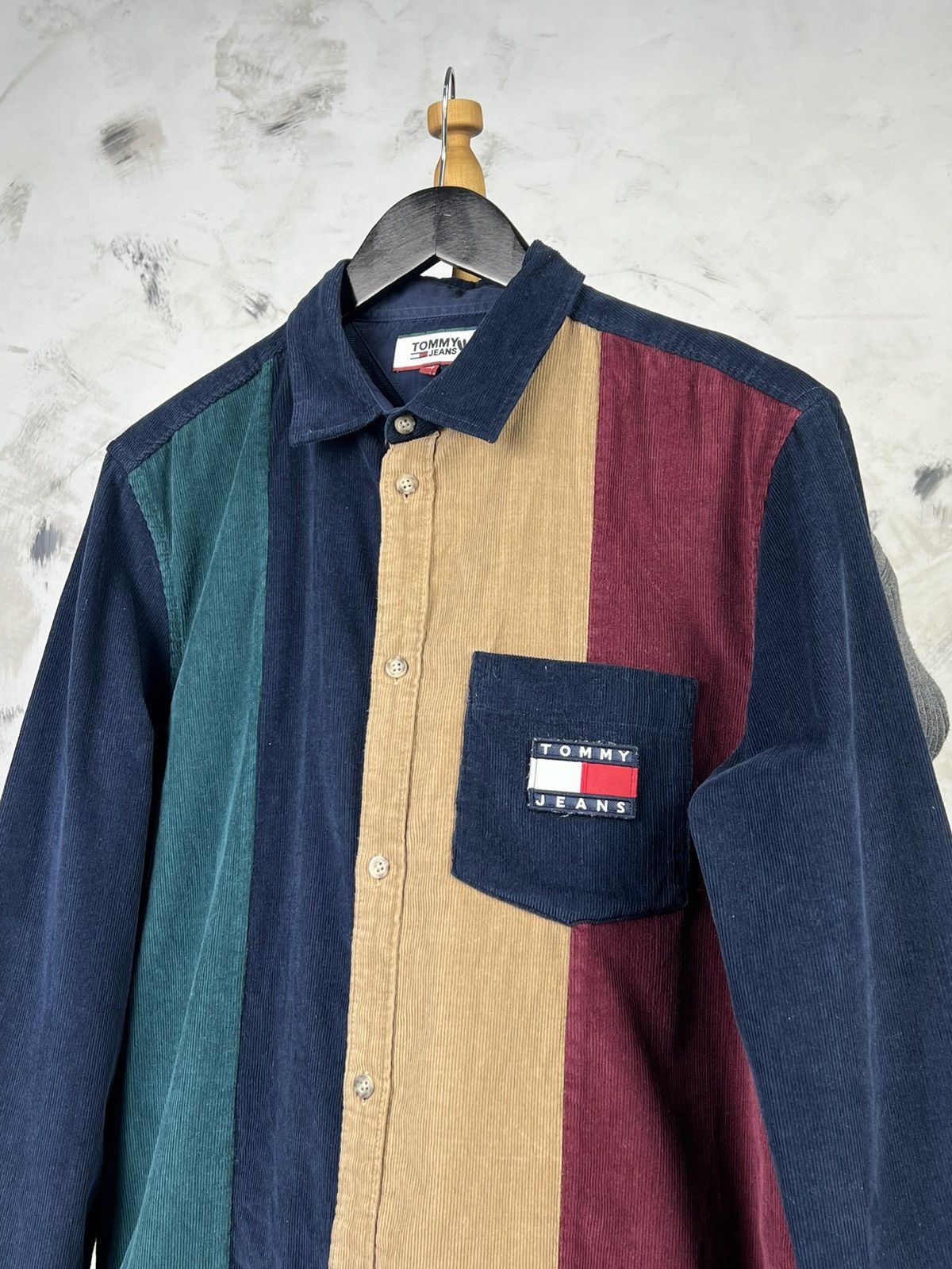 Tommy Hilfiger Tommy Jeans Colorblock Corduroy Shirt Size M Size US M / EU 48-50 / 2 - 2 Thumbnail
