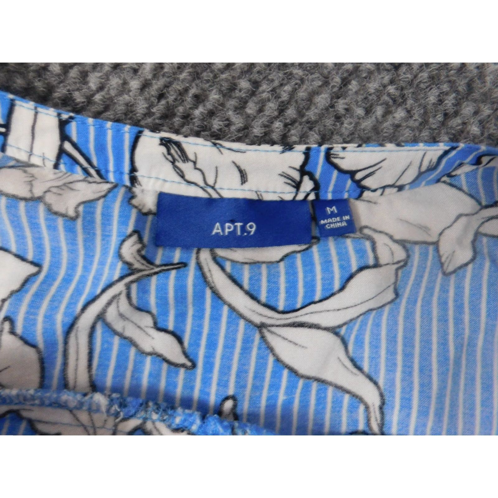 Apt. 9 Apt 9 Womens Blouse Button-Up Blue Floral Long Sleeve Casual Medium Regular Button-Up Shirt Womens Choice Size M / US 6-8 / IT 42-44 - 4 Thumbnail
