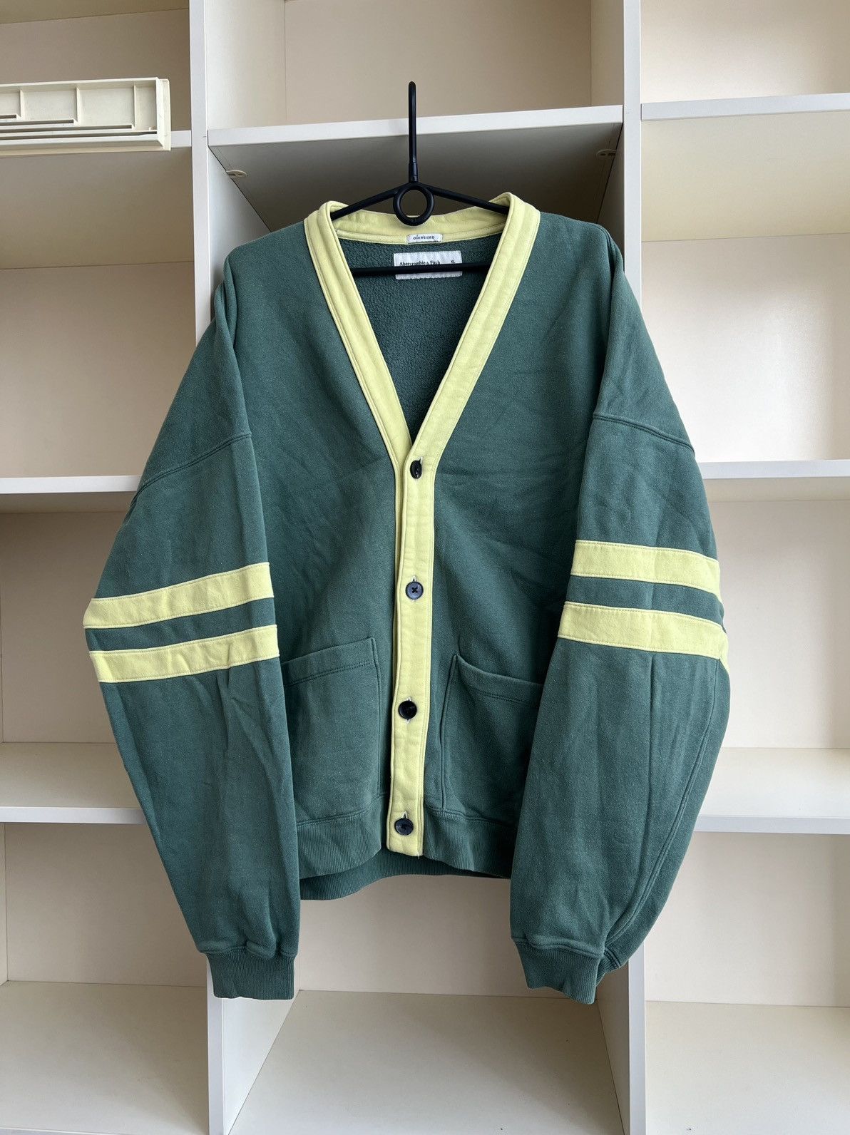 Abercrombie & Fitch Abercrombie & Fitch Oversized Cardigan A&F Size XL Size US XL / EU 56 / 4 - 1 Thumbnail