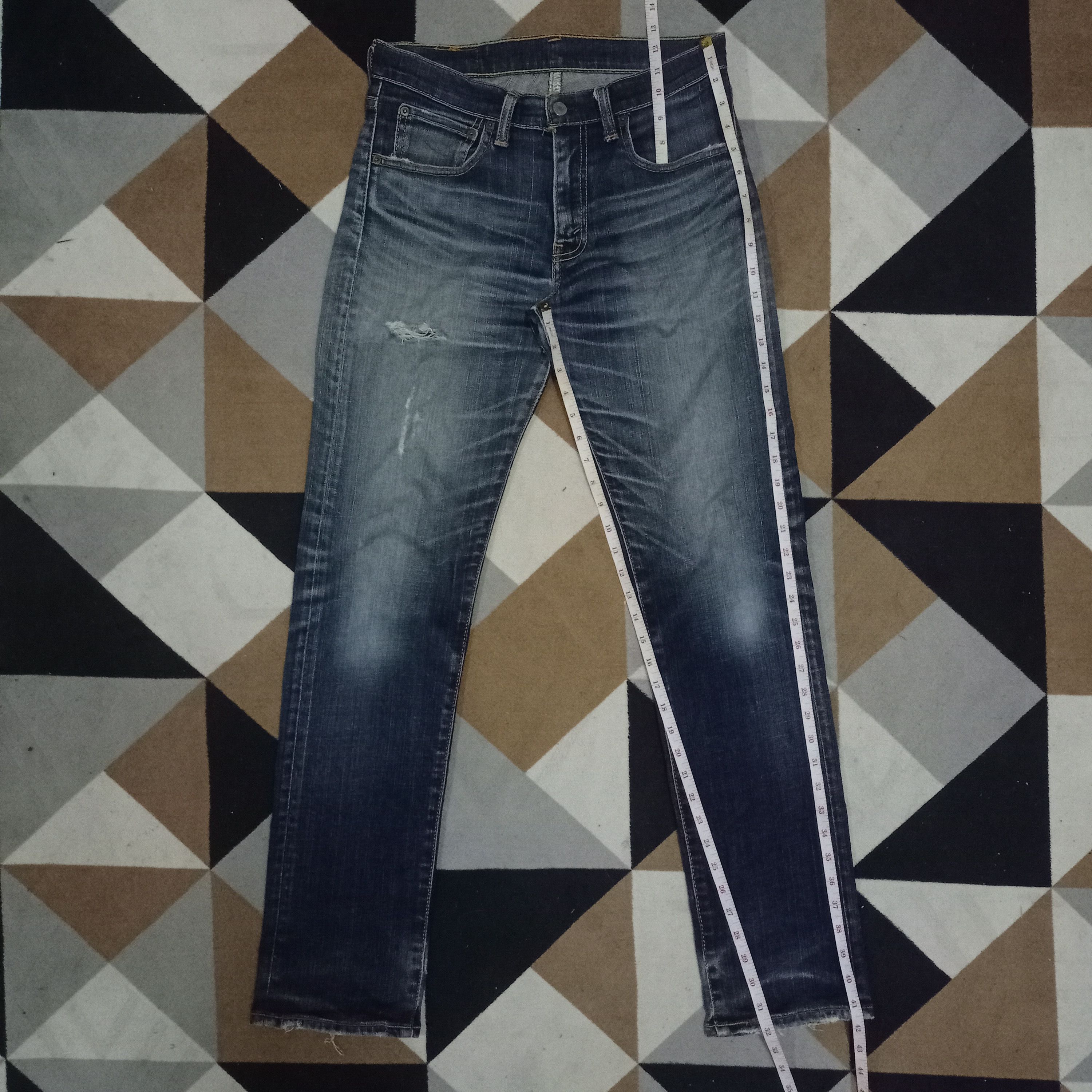Levi's × Levi's Vintage Clothing Vintage 90s Levis 705 Blue Wash Distressed Loose Jeans Size US 30 / EU 46 - 11 Thumbnail