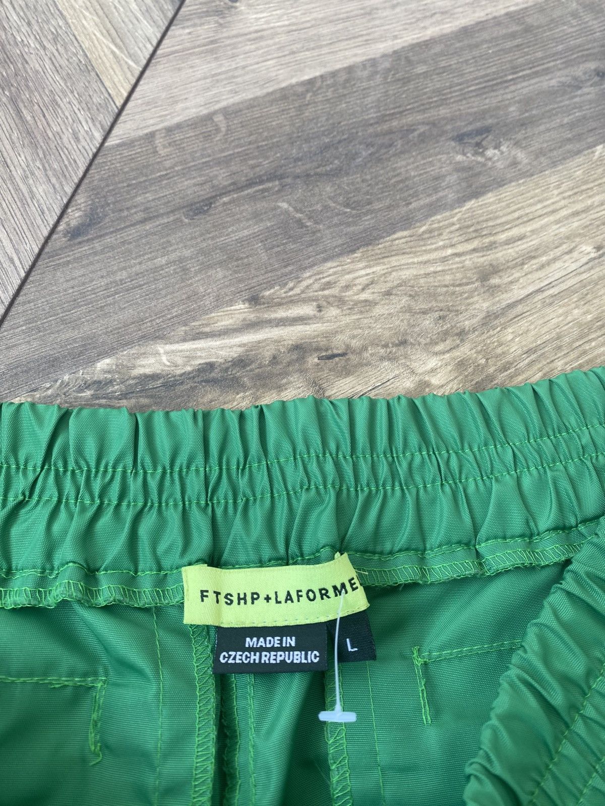 Designer Vintage Ftshp + Laformela green nylon shorts Size US 34 / EU 50 - 7 Thumbnail