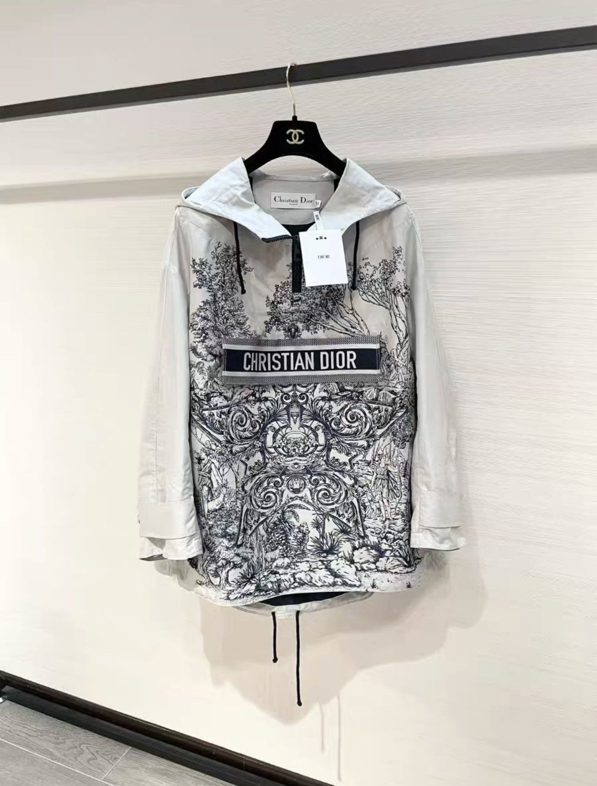 Dior Dior Classic Hooded Windbreaker Jacket J33 Size XS / US 0-2 / IT 36-38 - 1 Thumbnail
