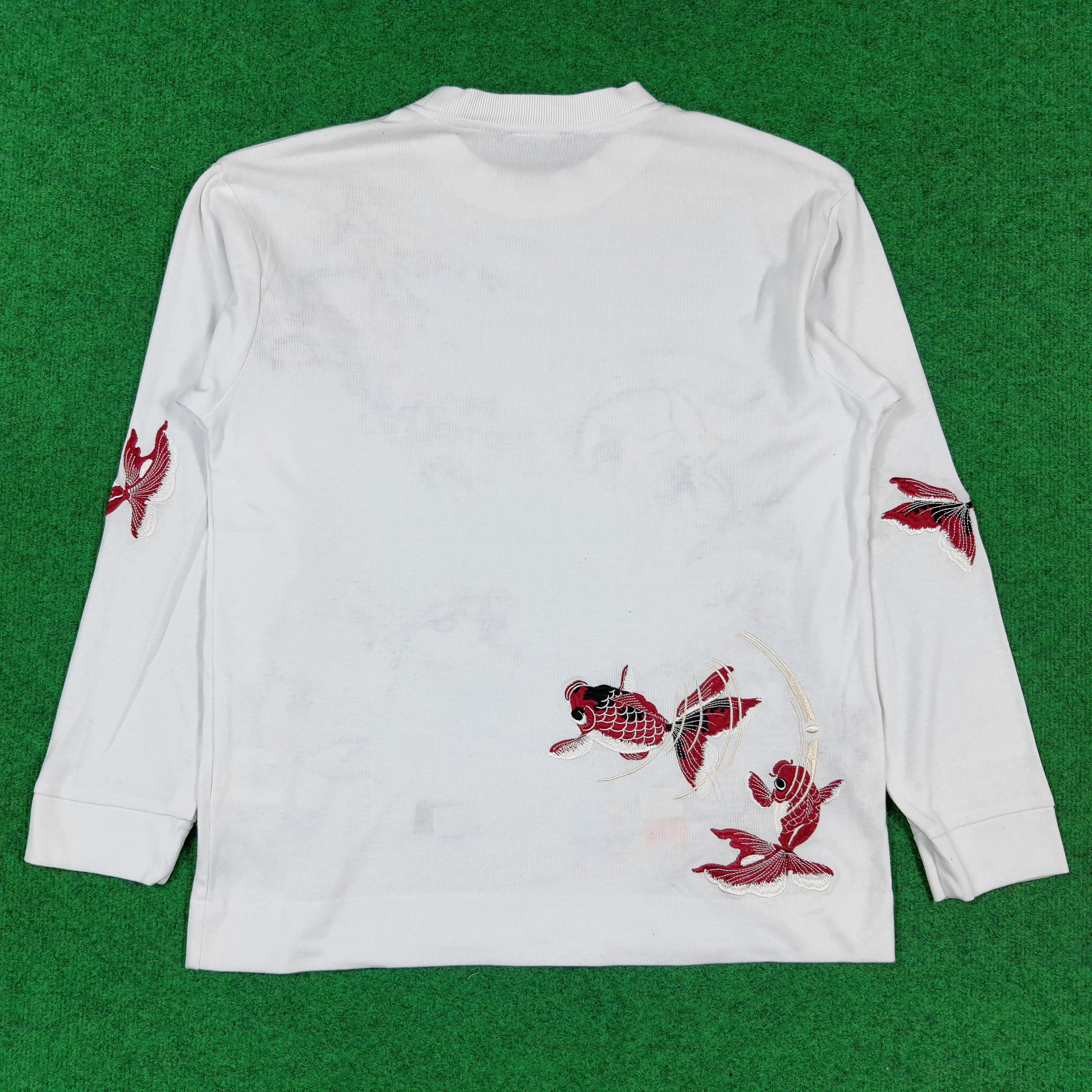 Japanese Brand Vintage Karu-Toh Japan Goldfish Embroidery Tshirt C292N6 Size US M / EU 48-50 / 2 - 4 Thumbnail