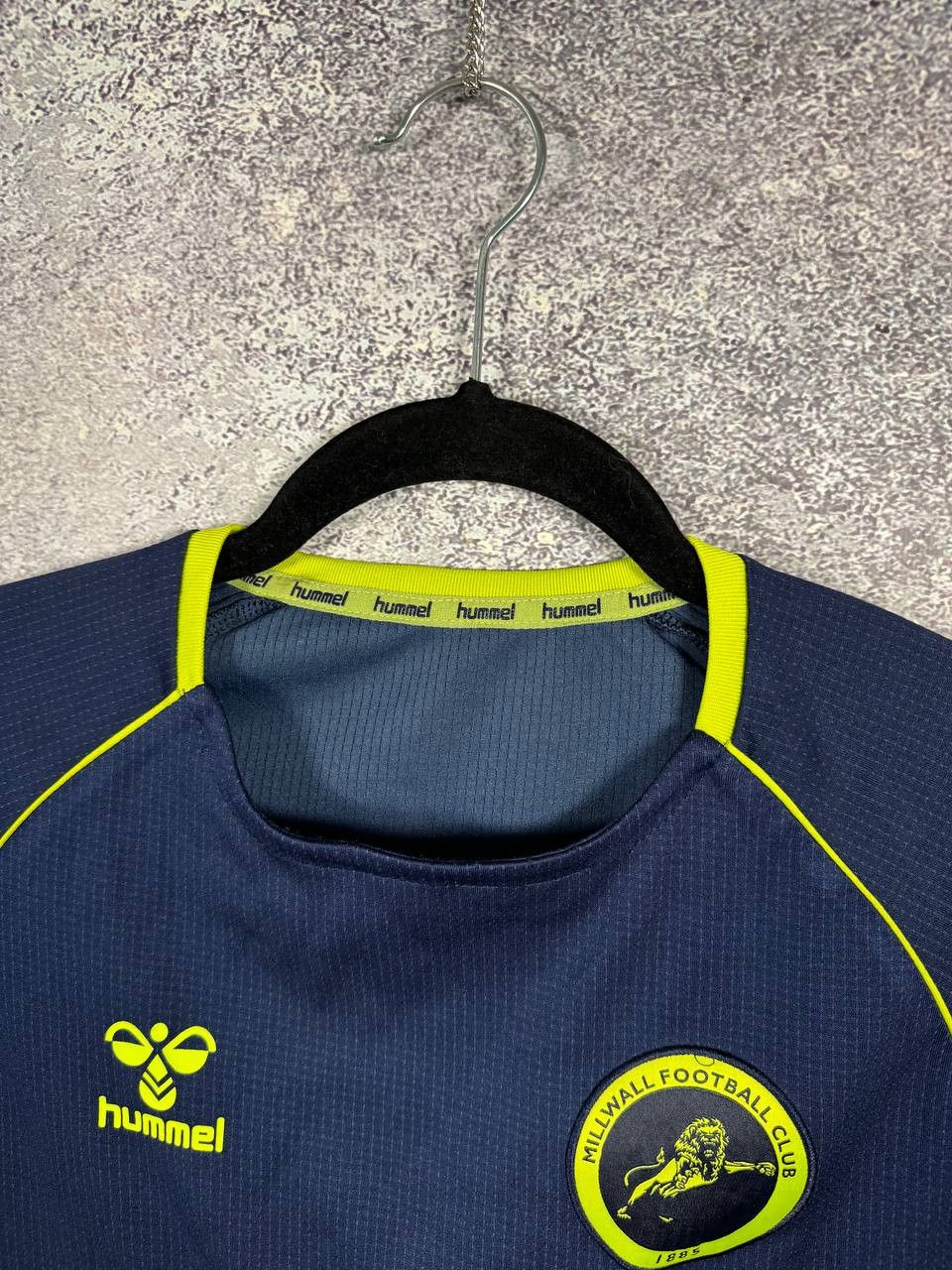 Hummel × Vintage Vintage Millwall FC 2022/23 Hummel Soccer Jersey Size US S / EU 44-46 / 1 - 6 Thumbnail