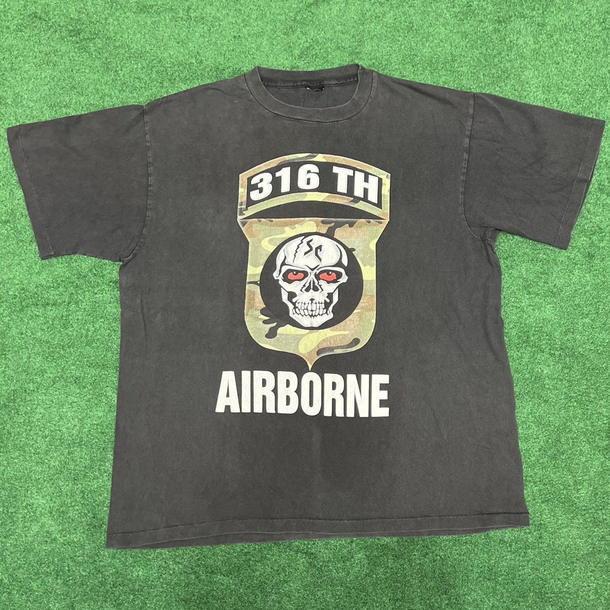 Image of Vintage 1998 Wwf Stone Cold Steve Austin 3:16Th Airborne Tee in Black, Men's (Size XL)