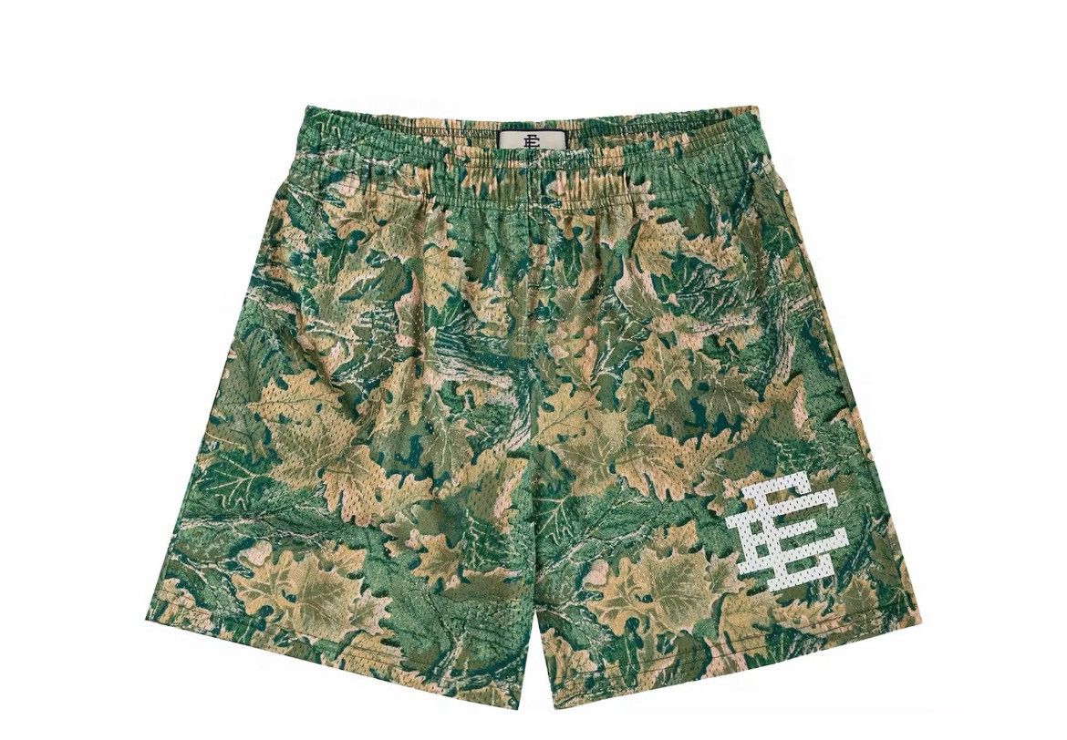 Eric Emanuel Eric Emanuel green leafy camo shorts large Size US 32 / EU 48 - 1 Thumbnail