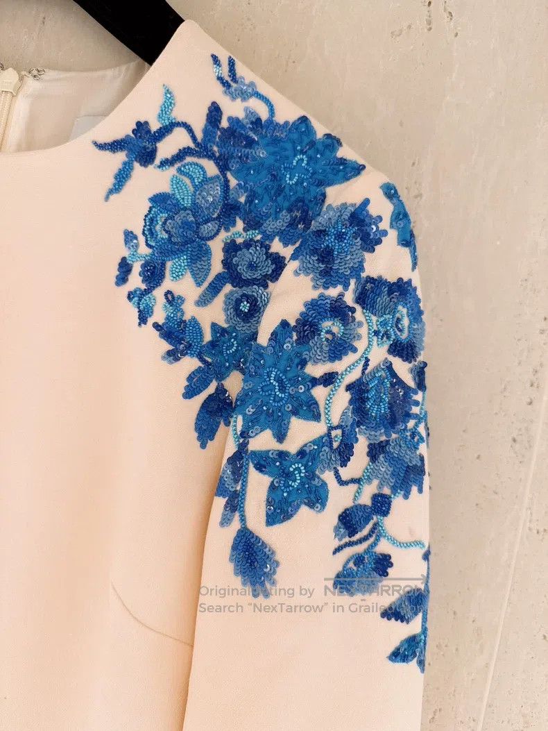 Valentino Valentino Heavy beaded embroidered sequin dress dress Size M / US 6-8 / IT 42-44 - 3 Thumbnail