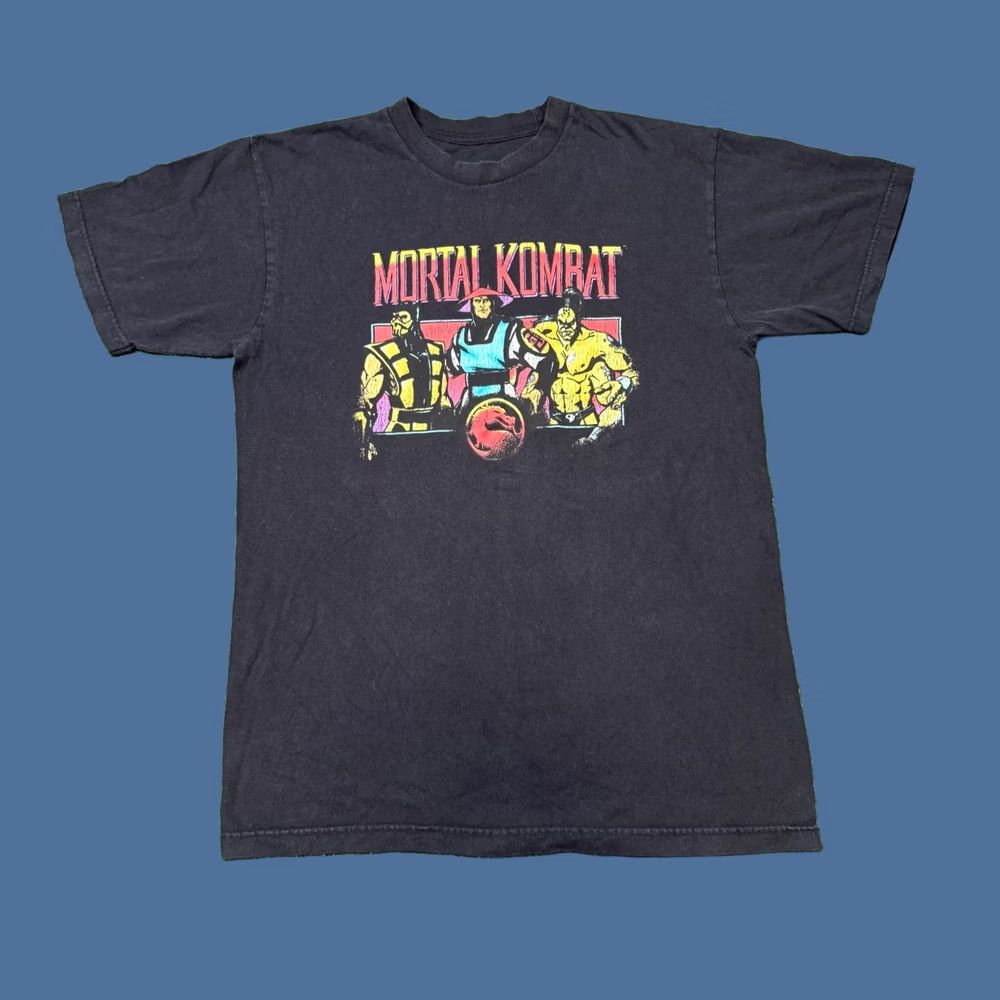 Vintage Mortal Kombat T-Shirt Mens LT Black Short Sleeve Crew Neck Graphic Shirt Tall Large Graphic Crack Print MK Shirt Mens LT Black Size US 33 - 1 Thumbnail