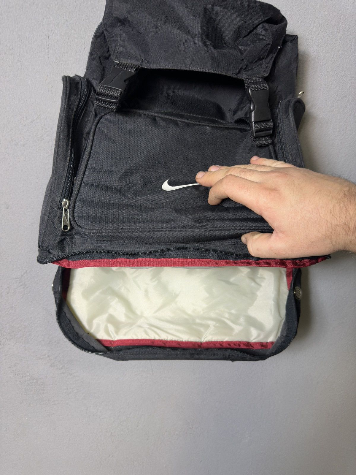 Nike × Vintage Nike Vintage 90s Y2K Black Backpack Size ONE SIZE - 5 Thumbnail