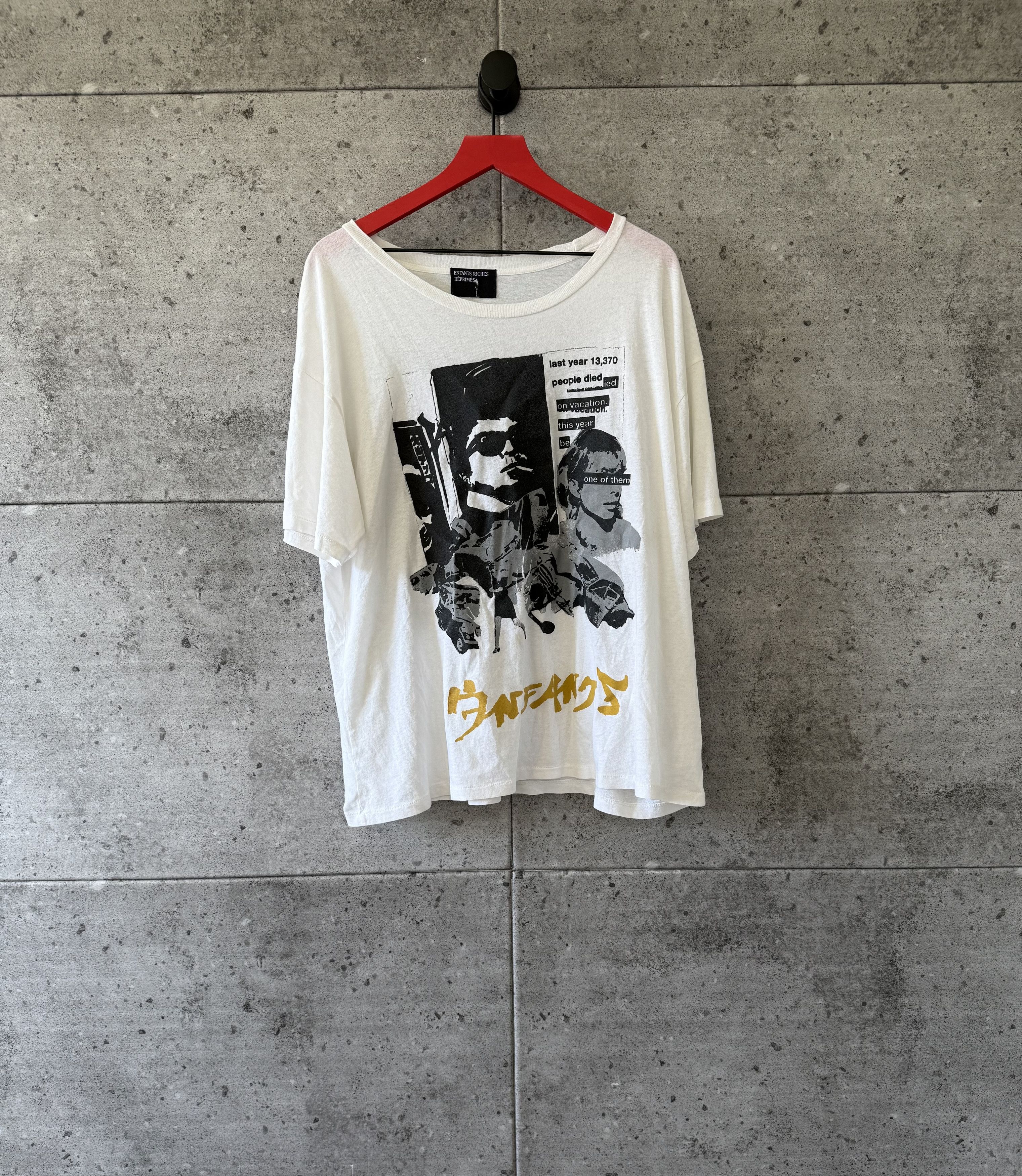 Enfants Riches Deprimes Enfants riches deprimes died on vacation t shirt Size US L / EU 52-54 / 3 - 1 Thumbnail
