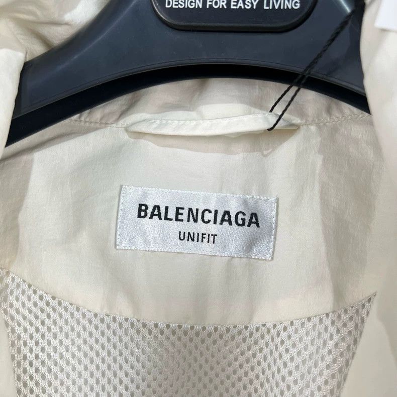 Balenciaga Balenciaga Double-hook embroidered monogrammed white and r Size US S / EU 44-46 / 1 - 5 Thumbnail
