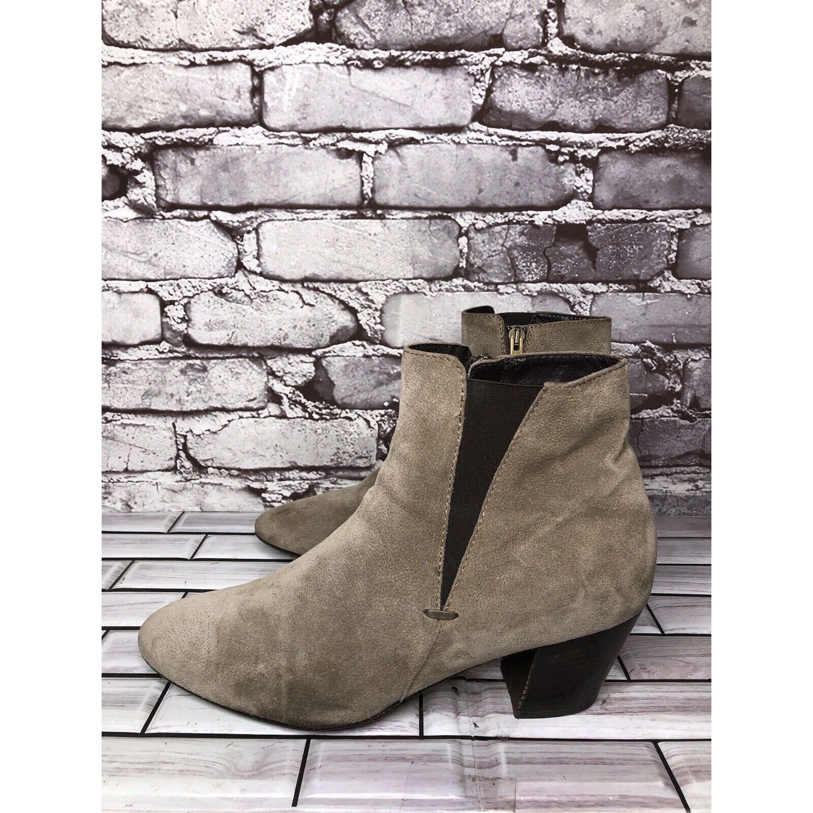 Aquatalia Suede and good Croc Leather Heeled Zippered Ankle Booties Taupe Brown