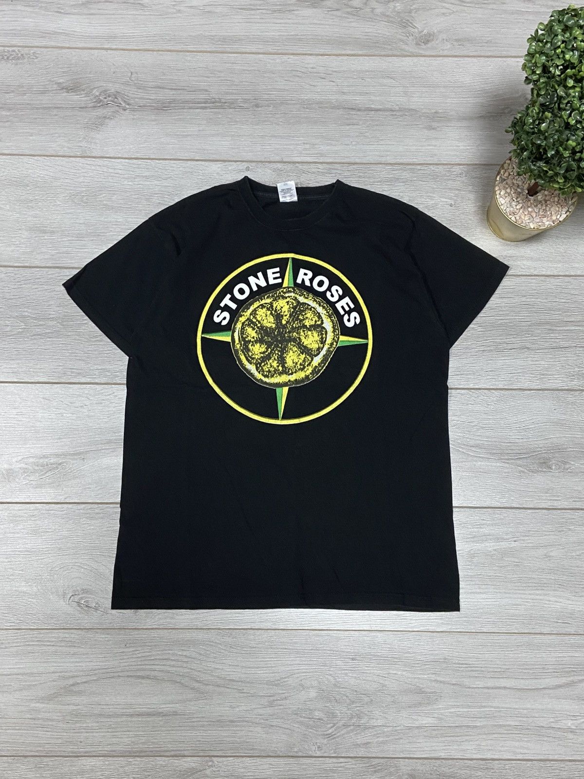 Band Tees Vintage 00s The Stone Roses Stone Island Lemon Shirt Trashed Size US M / EU 48-50 / 2 - 1 Thumbnail