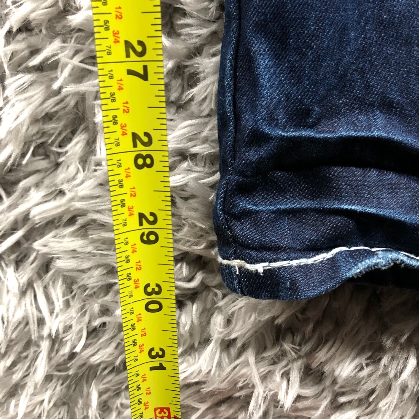 Vintage Black Tag Jeans Mens 36x32 Mid Rise Straight Leg Dark Wash Blue Denim Size US 36 / EU 52 - 3 Thumbnail