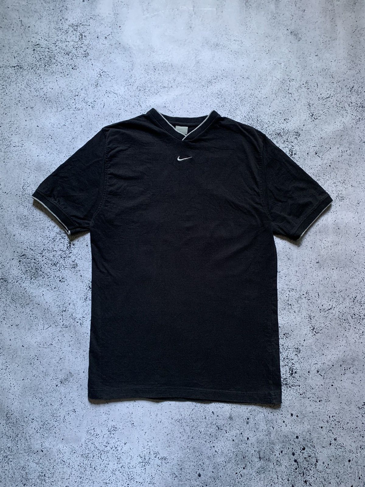 Nike Vintage Nike Center Swoosh T-shirt Black Tee Y2K USA Drill Size US M / EU 48-50 / 2 - 2 Thumbnail