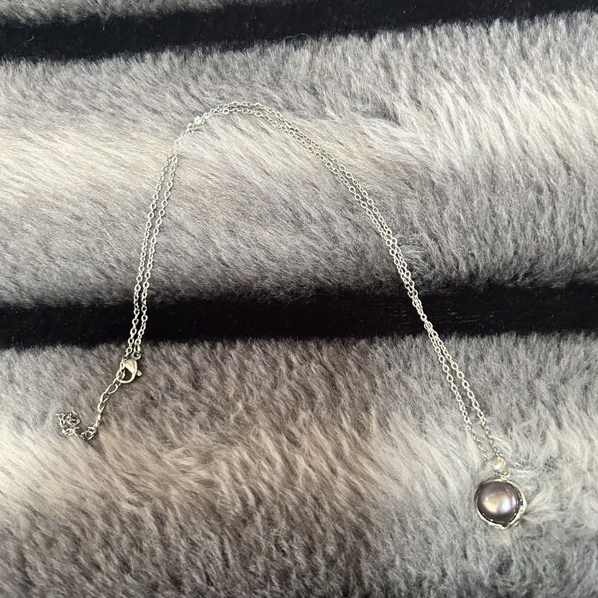 Handcrafted genuine fresh water pearl pendant necklace