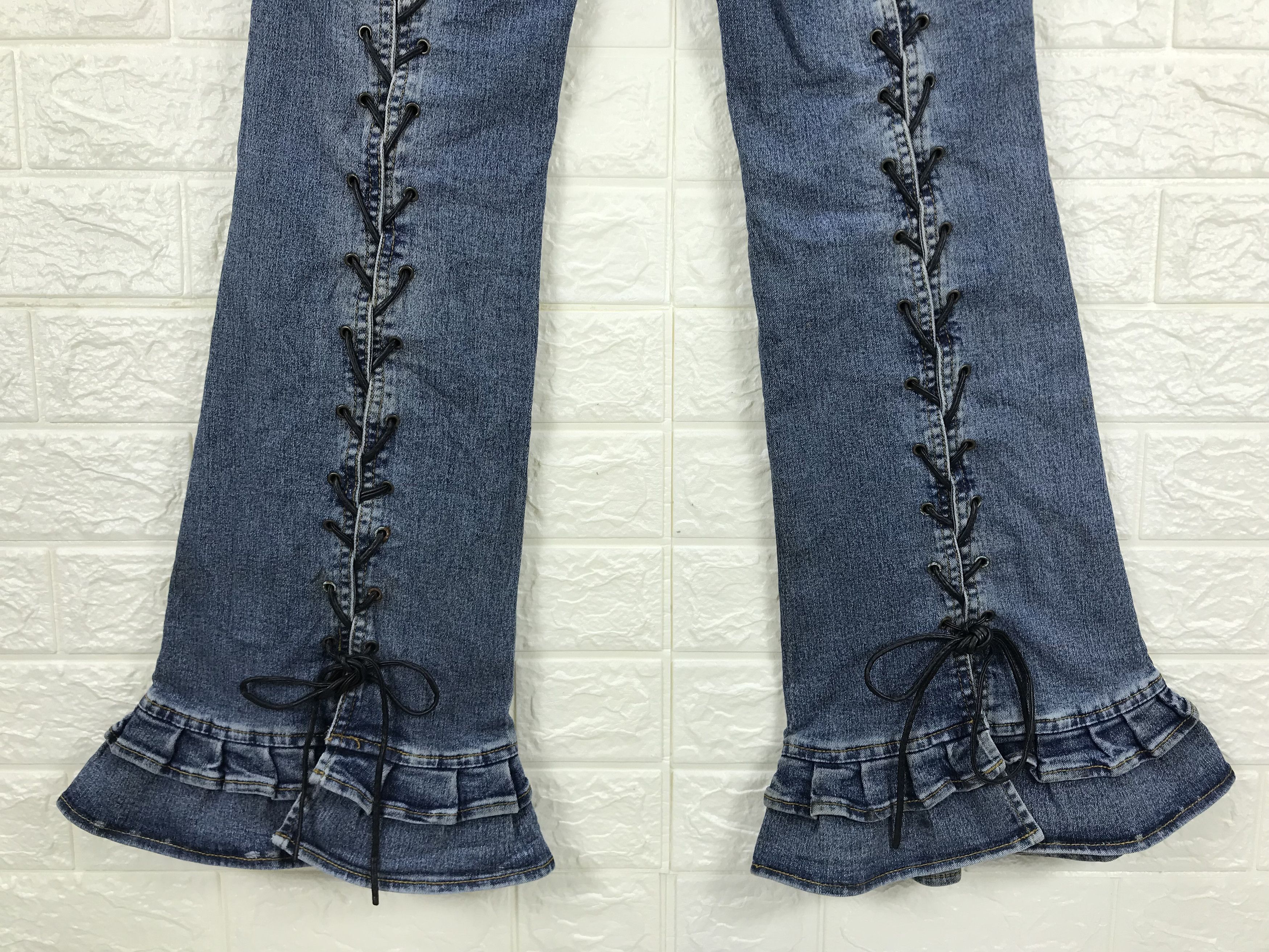 Japanese Brand Vintage BeSnip Lace-Up Flare Jeans Bell Bottom Denim Size 27" / US 4 / IT 40 - 3 Thumbnail