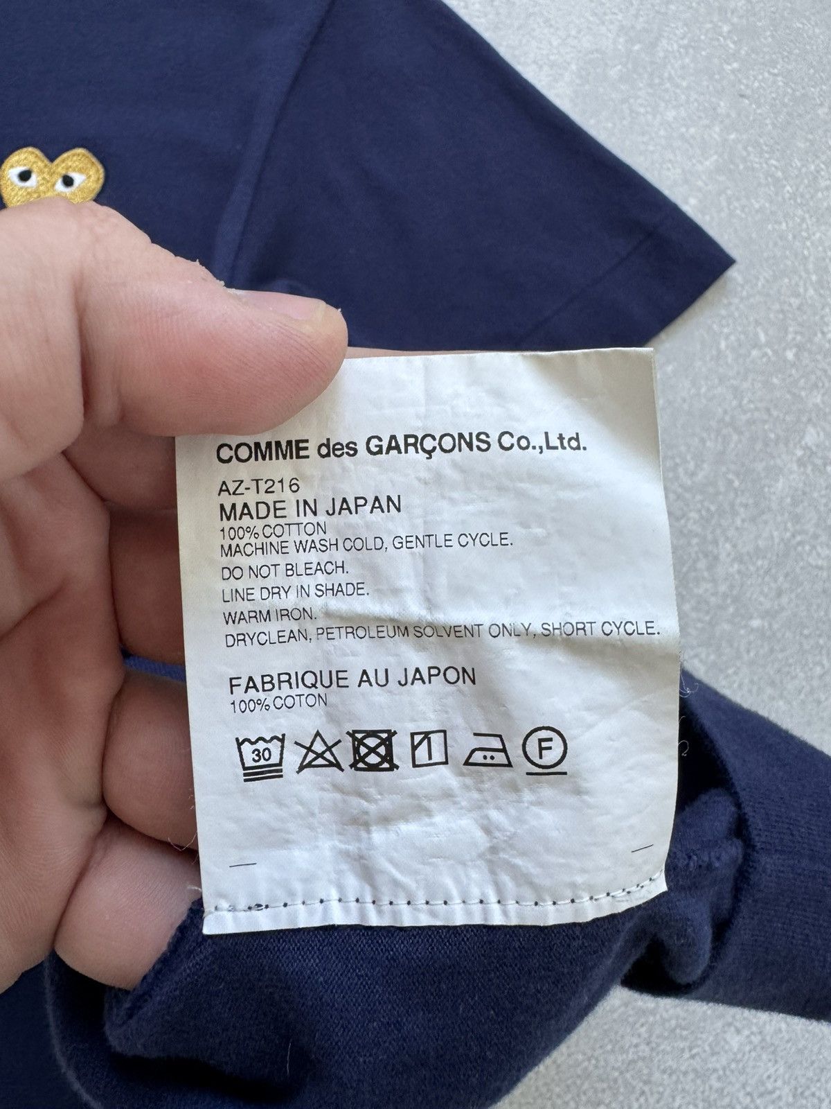 Comme des Garcons Vintage Comme Des Garcons Play Gold Blue Heart Shirt Y2K Size US S / EU 44-46 / 1 - 7 Thumbnail
