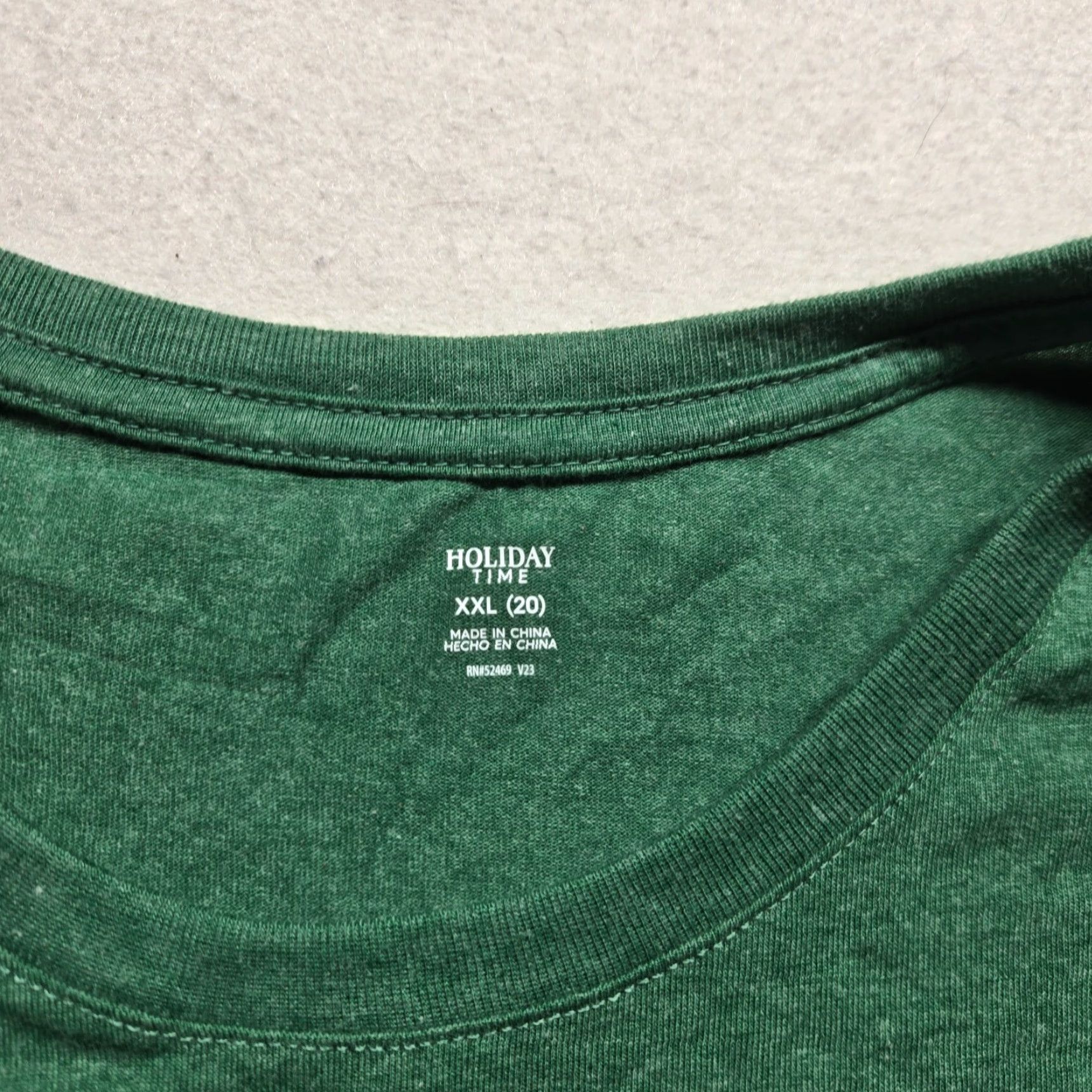 Vintage Way To Celebrate Shirt 2XL Green Santa Claus Holiday Tee 20 2000s 2020s Christmas Christmas-themed Mens Regular Short Sleeve Crew Neck T-Shirt Size US XXL / EU 58 / 5 - 4 Thumbnail