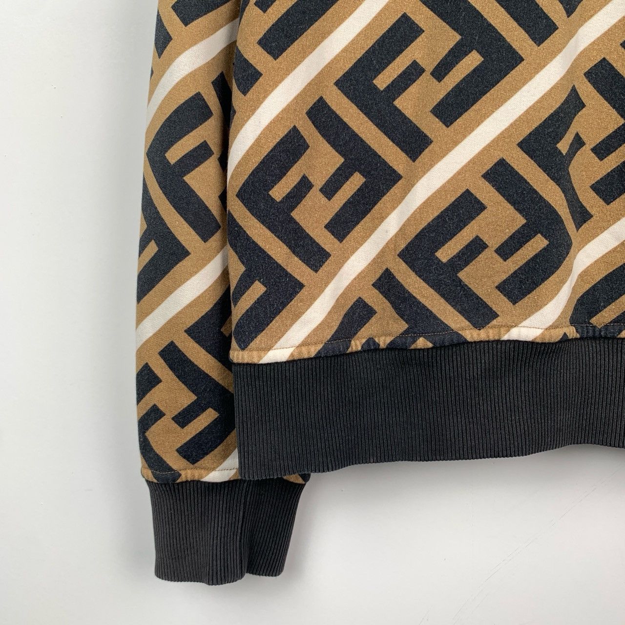 Fendi Fendi Brown Monogram Full Logo Printed Sweatshirt K26WX Size S / US 4 / IT 40 - 4 Thumbnail
