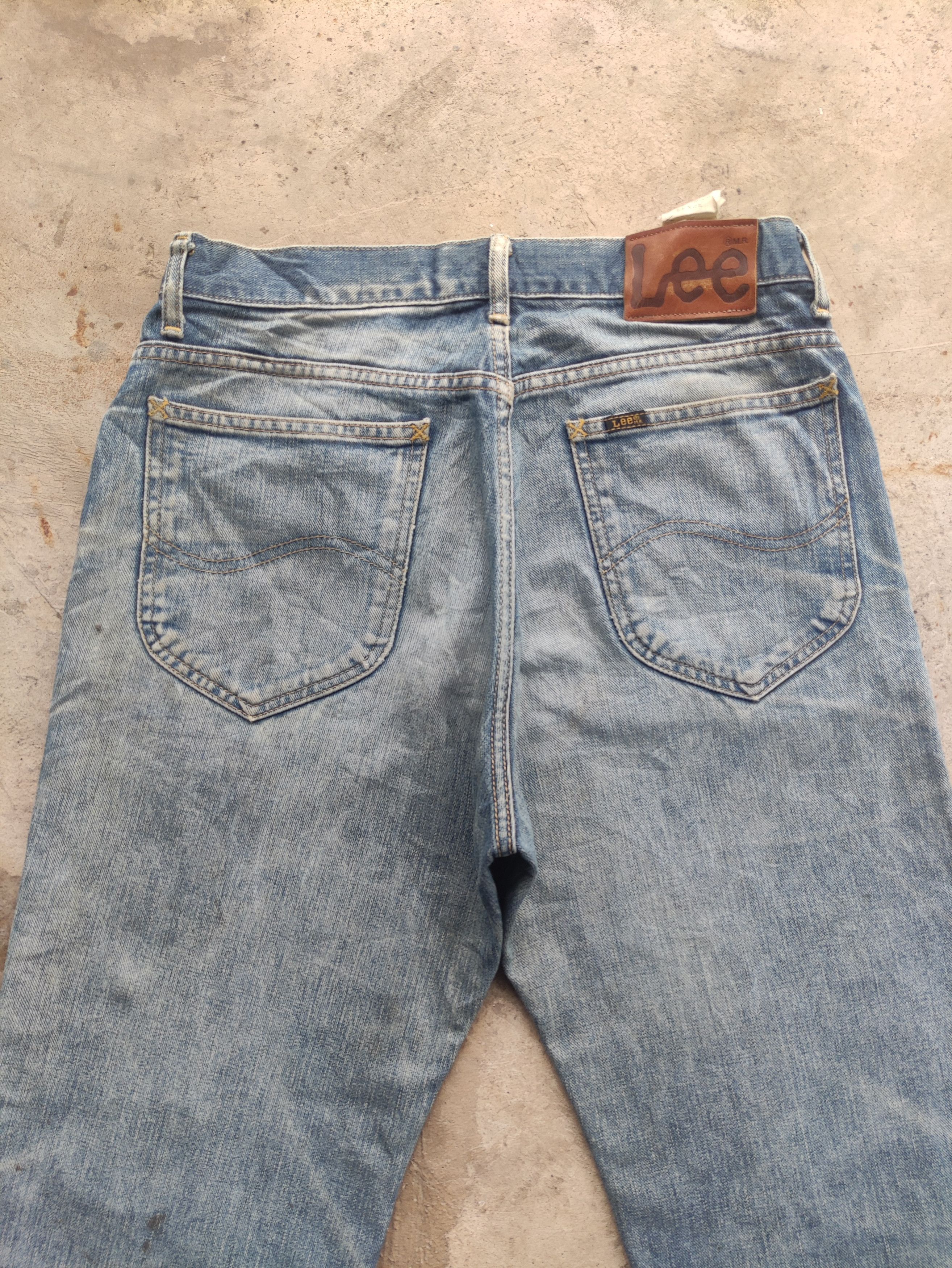 Lee Vintage Lee Distressed Denim Faded Pants W31 Size US 31 - 8 Thumbnail