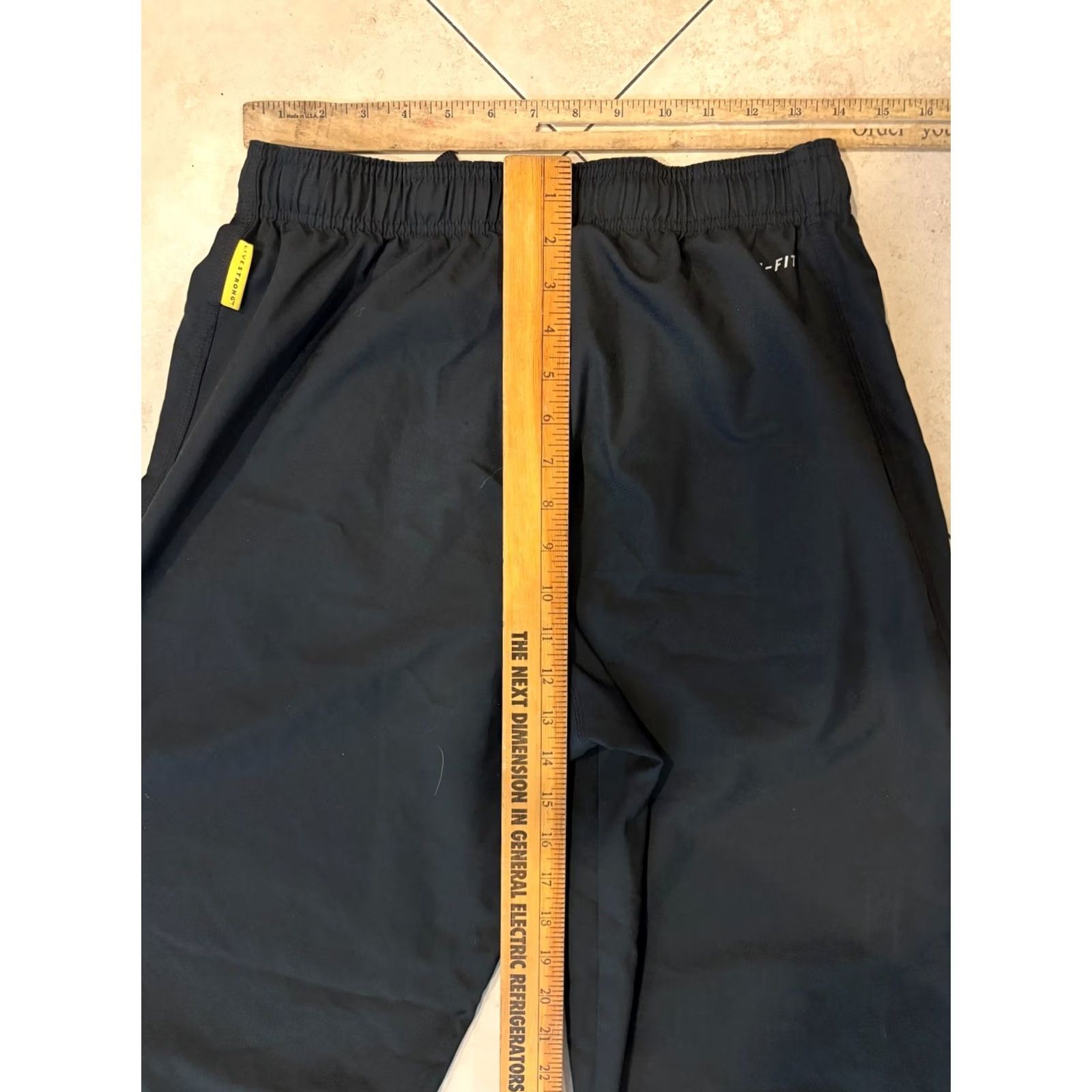 Nike Nike Livestrong Pants Mens M Gray Yellow Swoosh Windbreaker Ankle Zip Y2K Size 40R - 6 Thumbnail