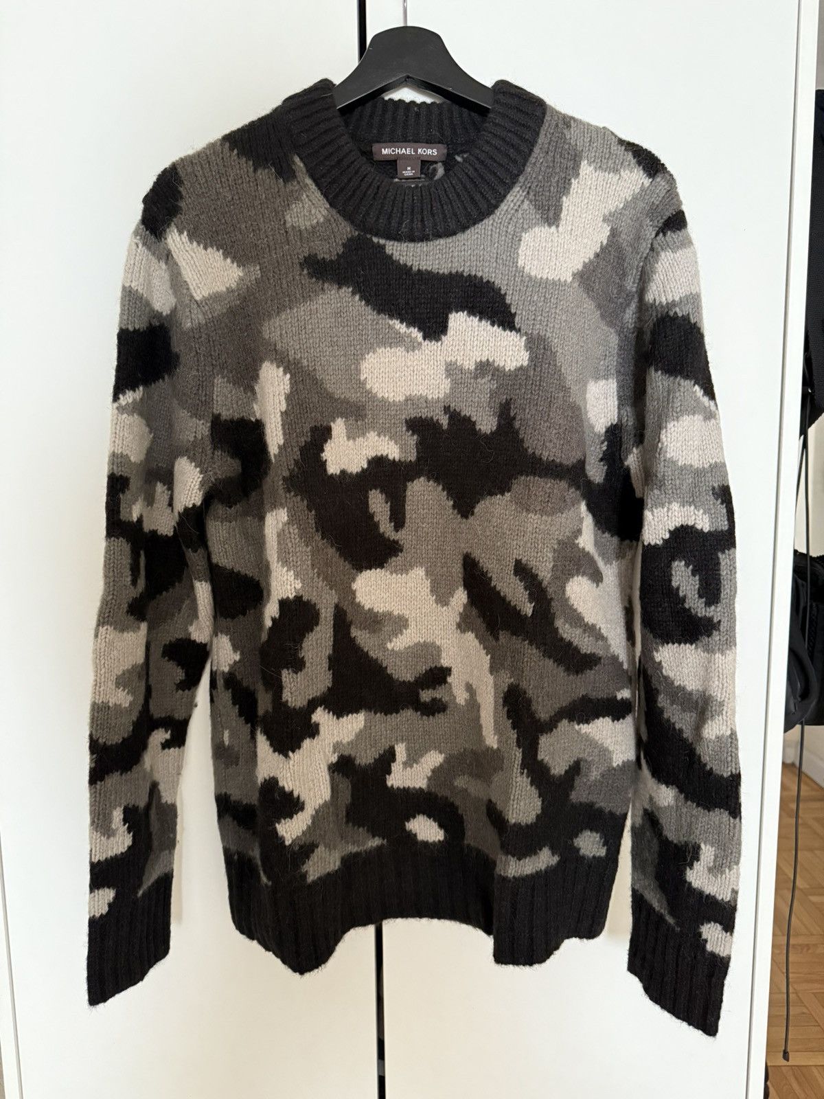 Michael Kors Michael Kors Camo Alpaca Sweater Size US M / EU 48-50 / 2 - 1 Thumbnail