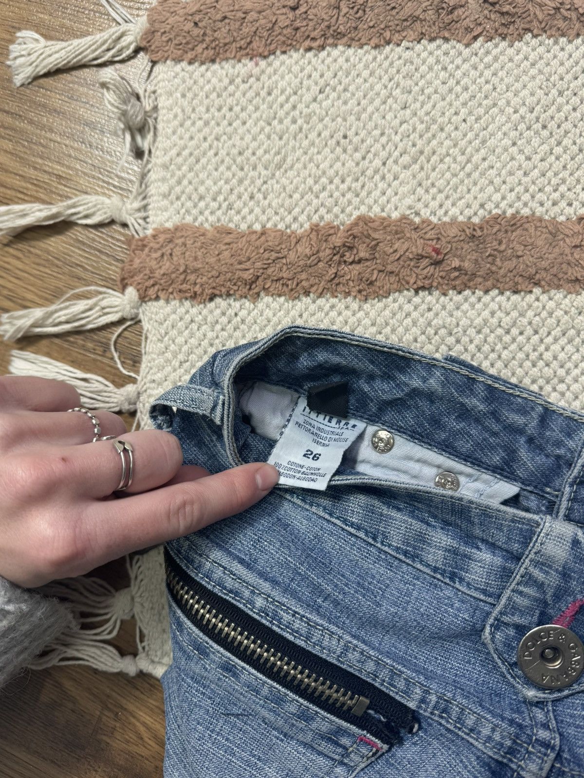 Dolce & Gabbana × Vintage VINTAGE DOLCE&GABBANA 2000s MINI CONTRAST STITCH SKIRT Size 26" / US 2 / IT 38 - 3 Thumbnail