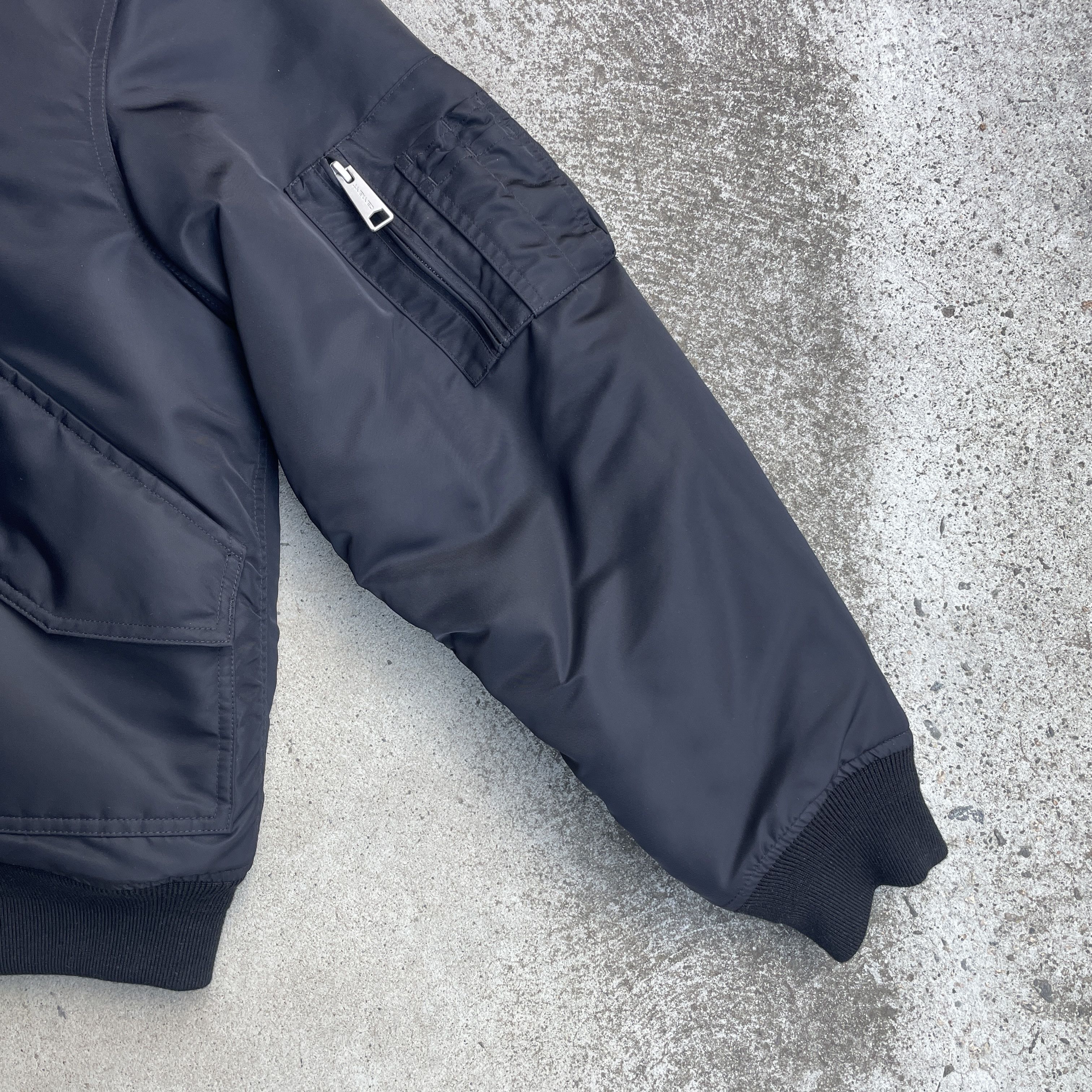 Carhartt Carhartt Oltena Jacket — XS (Black) — Brand New Size US XS / EU 42 / 0 - 3 Thumbnail