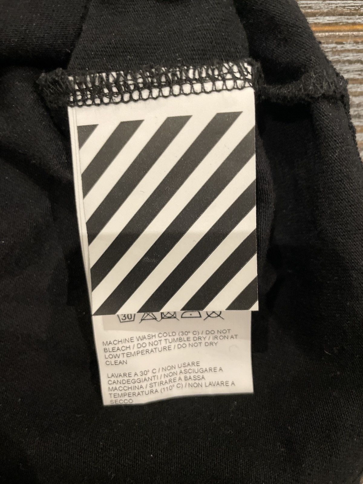 Off-White Off-white ice man Size US M / EU 48-50 / 2 - 5 Thumbnail
