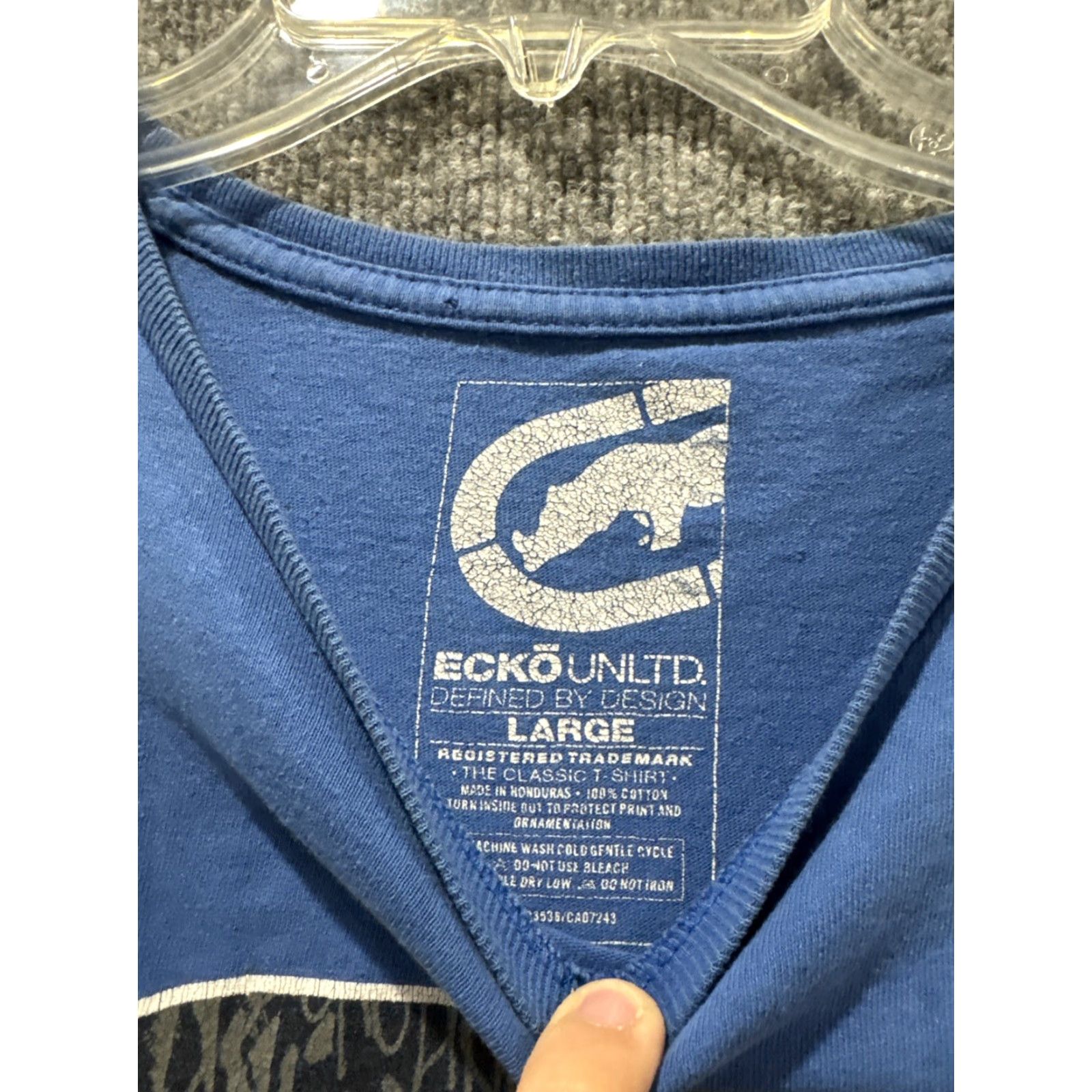 Ecko Unltd. Ecko Unltd. THRASHED Blue Short Sleeve Graphic Logo T-Shirt L Men’s Large Logo Shirt Mens Size US L / EU 52-54 / 3 - 7 Thumbnail